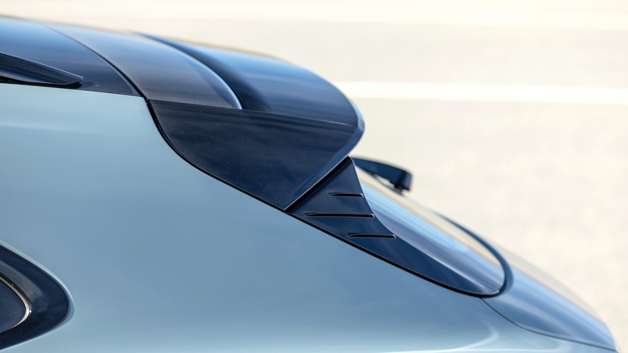 012 2024 Porsche Taycan 4S Cross Tourismo