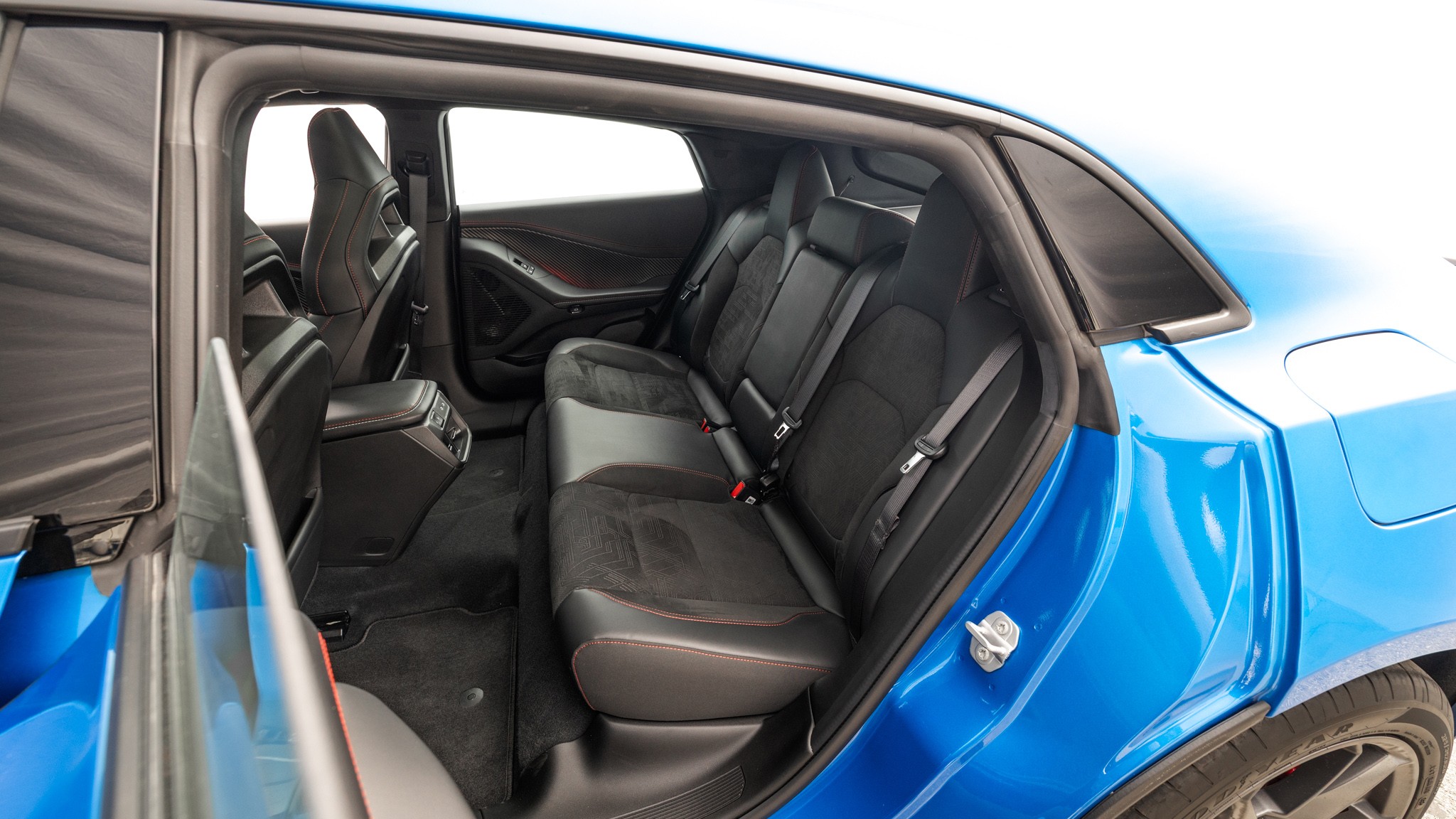 016 2025 Dodge Daytona Sedan