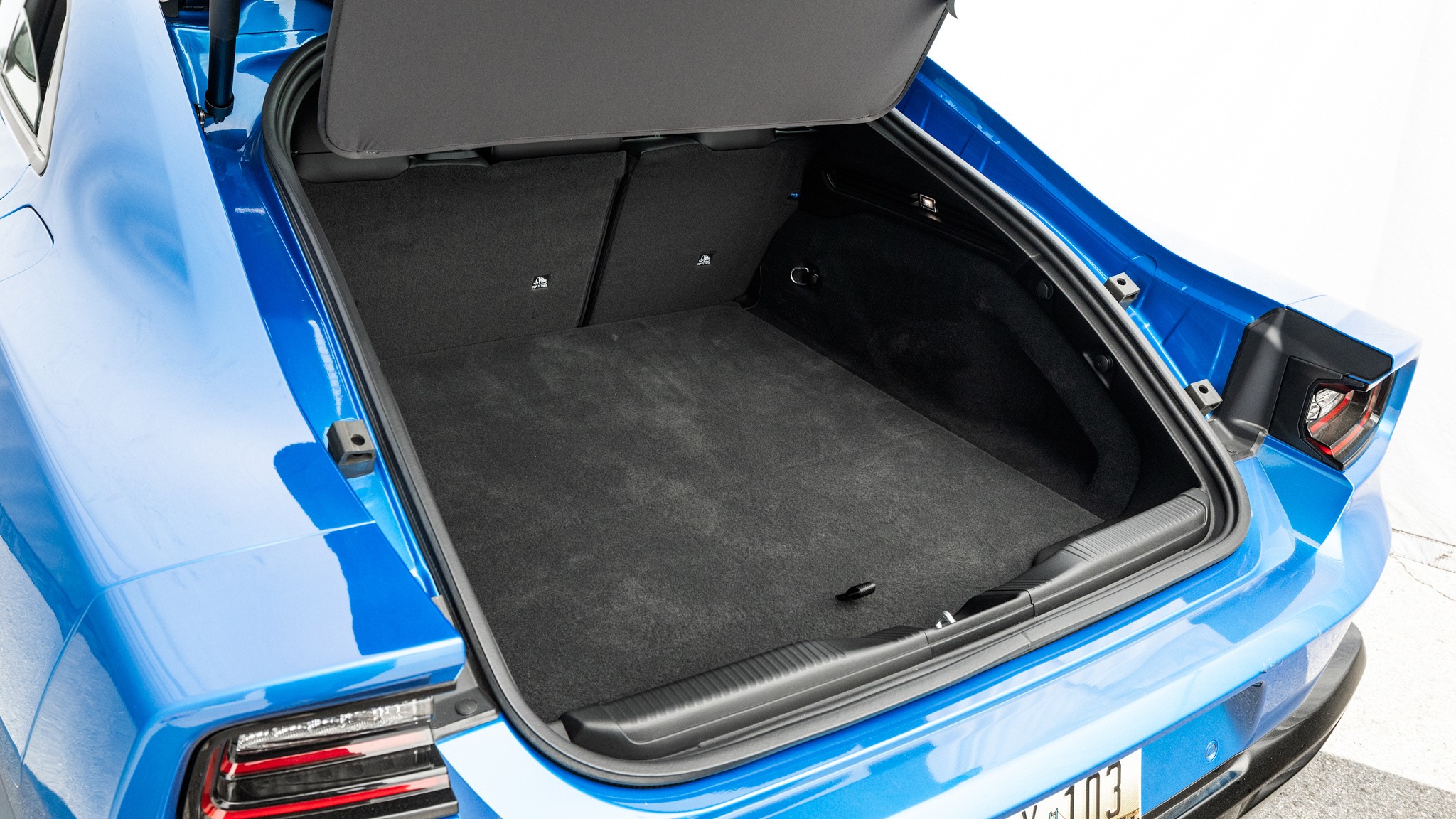 017 2025 Dodge Daytona Sedan