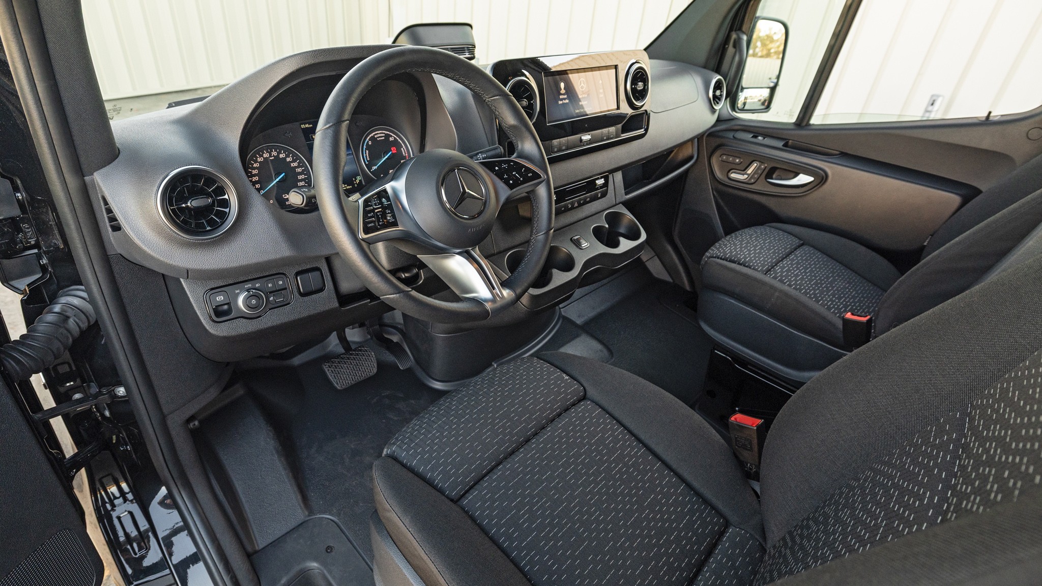 016 2025 Mercedes Benz eSprinter