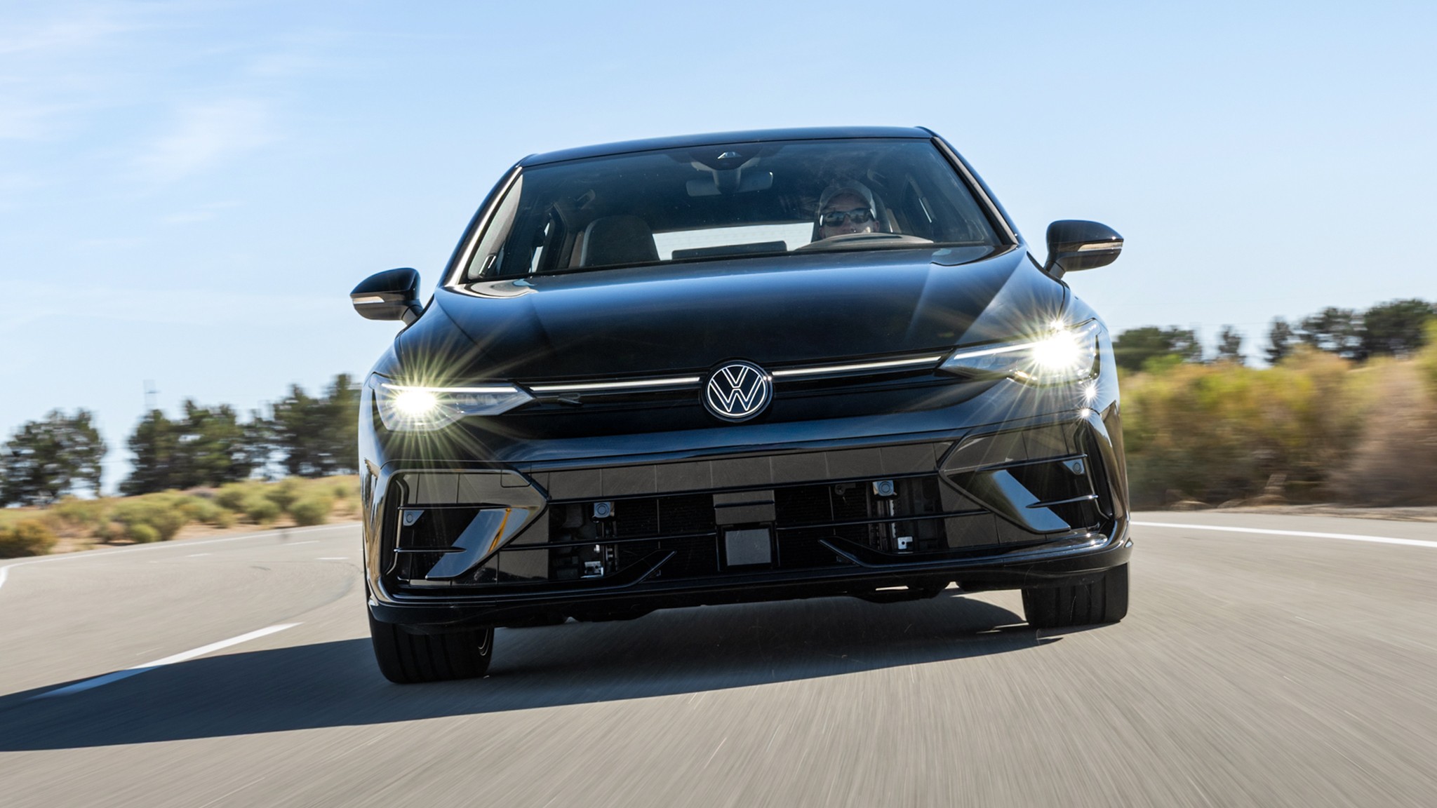 002 2026 Volkswagen Golf R