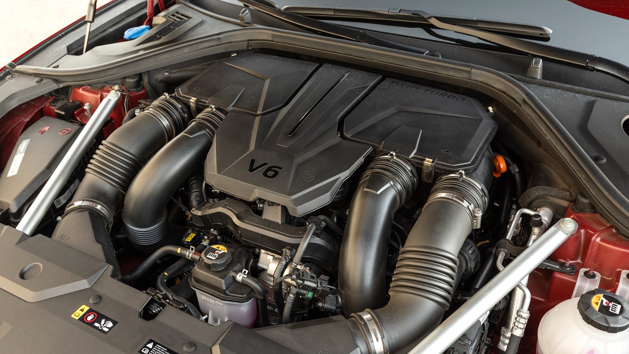 027 2026 Genesis GV70 35T