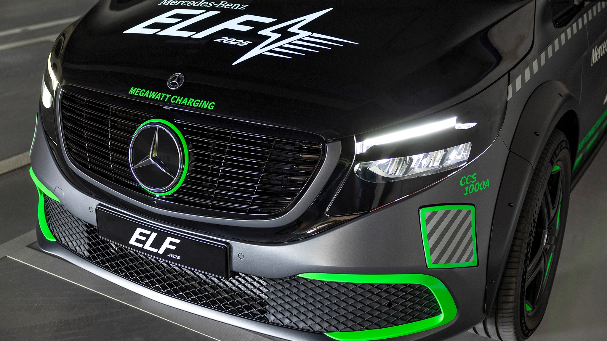 22 mercedes 600kw fast charger