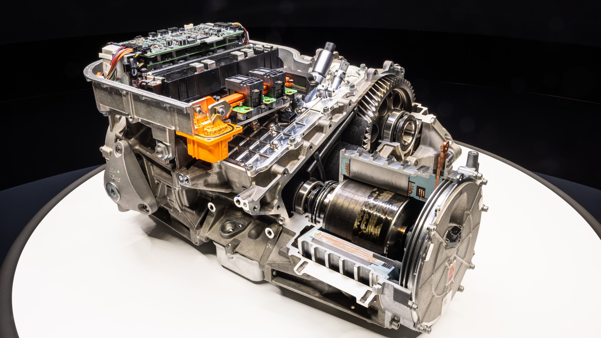 ferrari elettrica front motors electronics