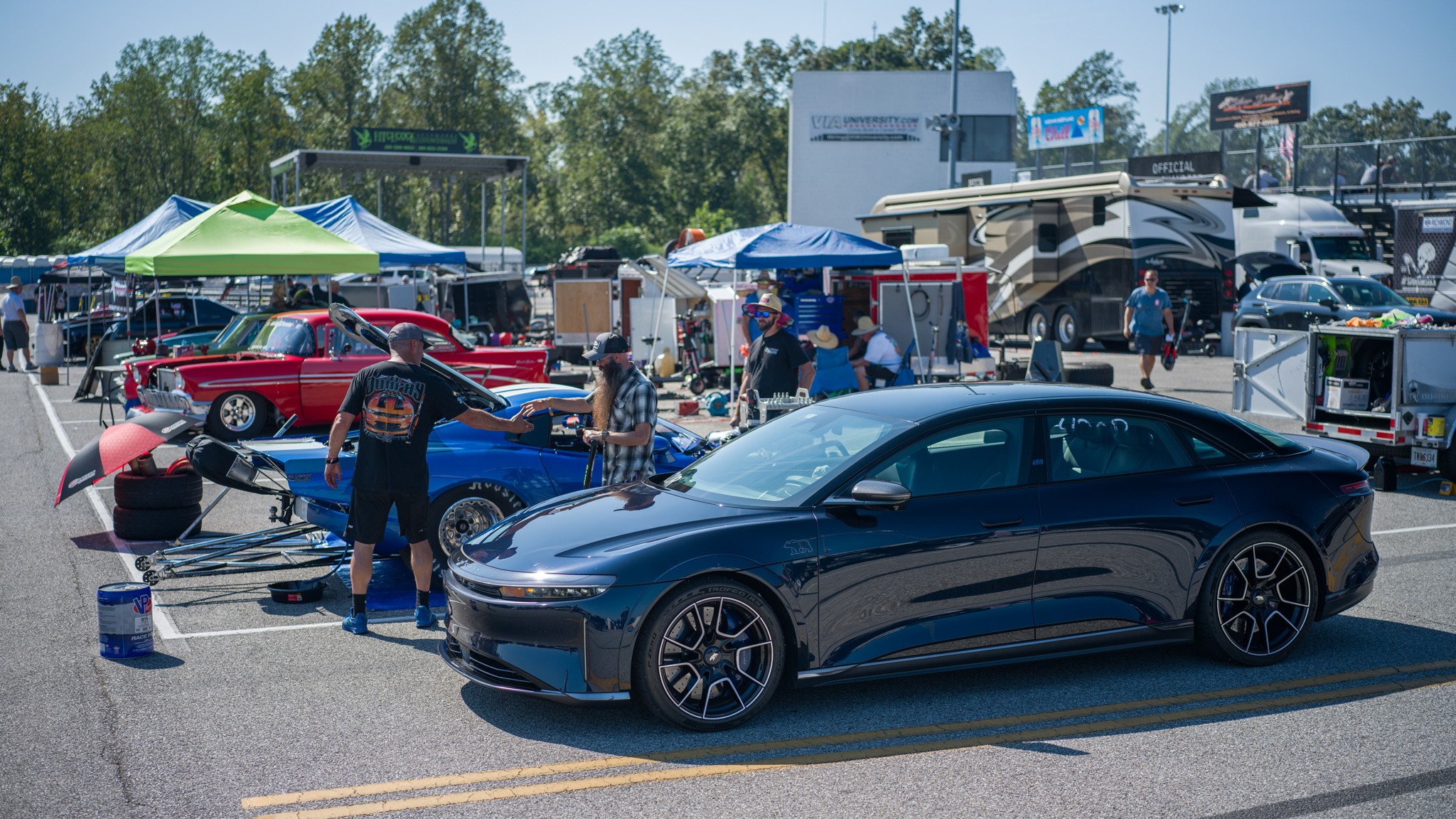 MT 09 19 25 LUCID AIR SAPHIRE 16