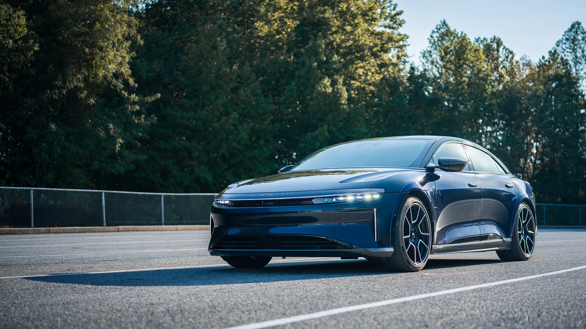 MT 09 19 25 LUCID AIR SAPHIRE 01