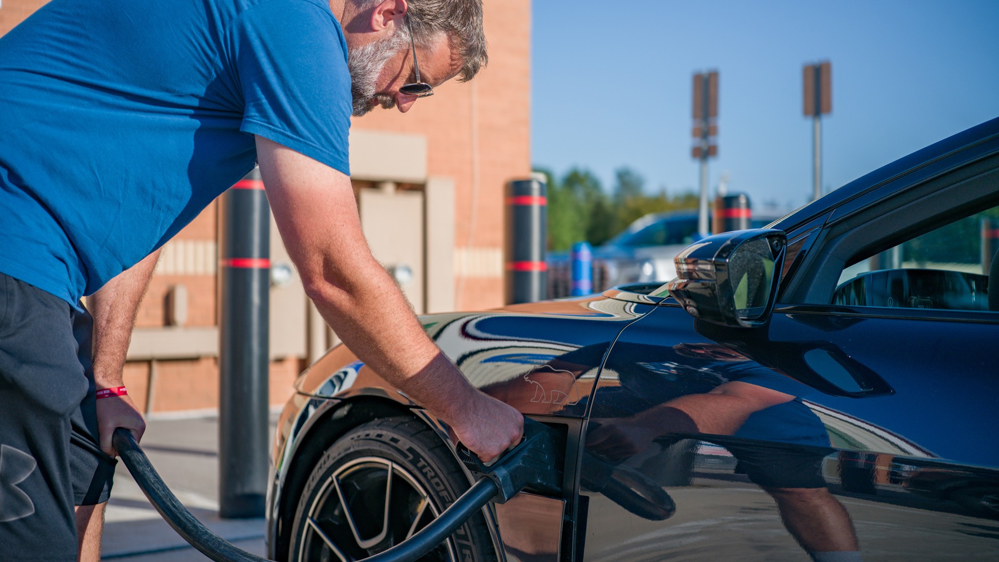 MT 09 19 25 LUCID AIR SAPHIRE 13