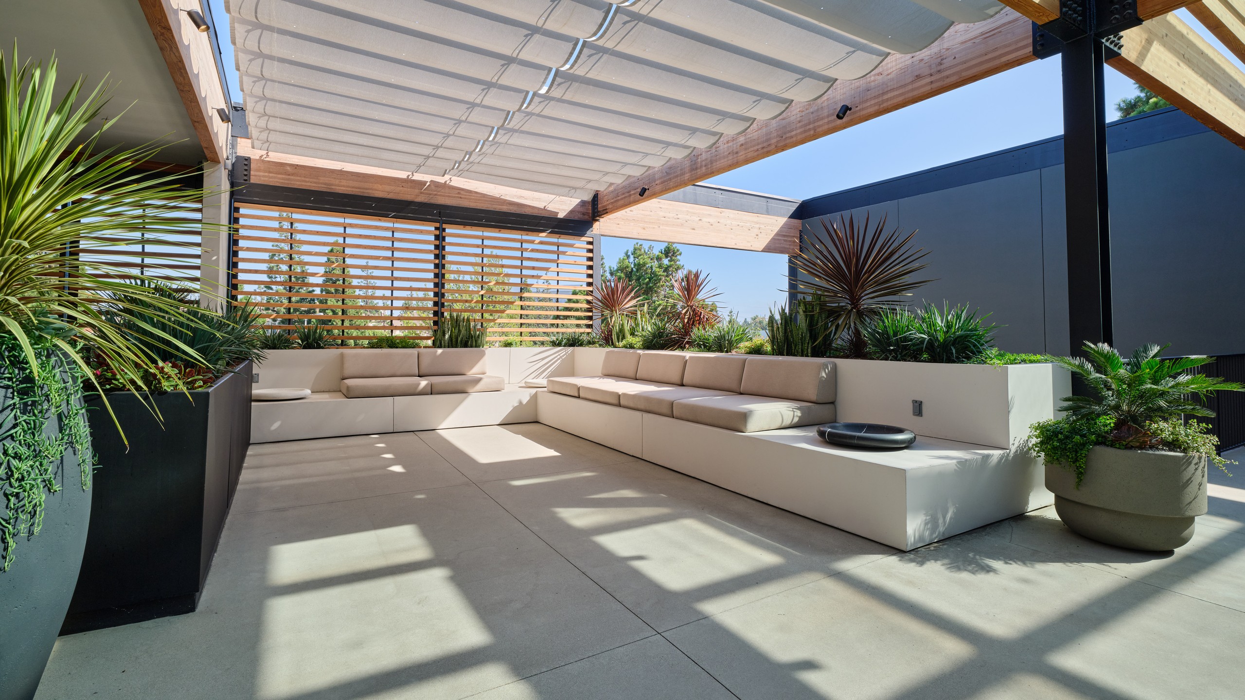 Genesis Design Center El Segundo California 30