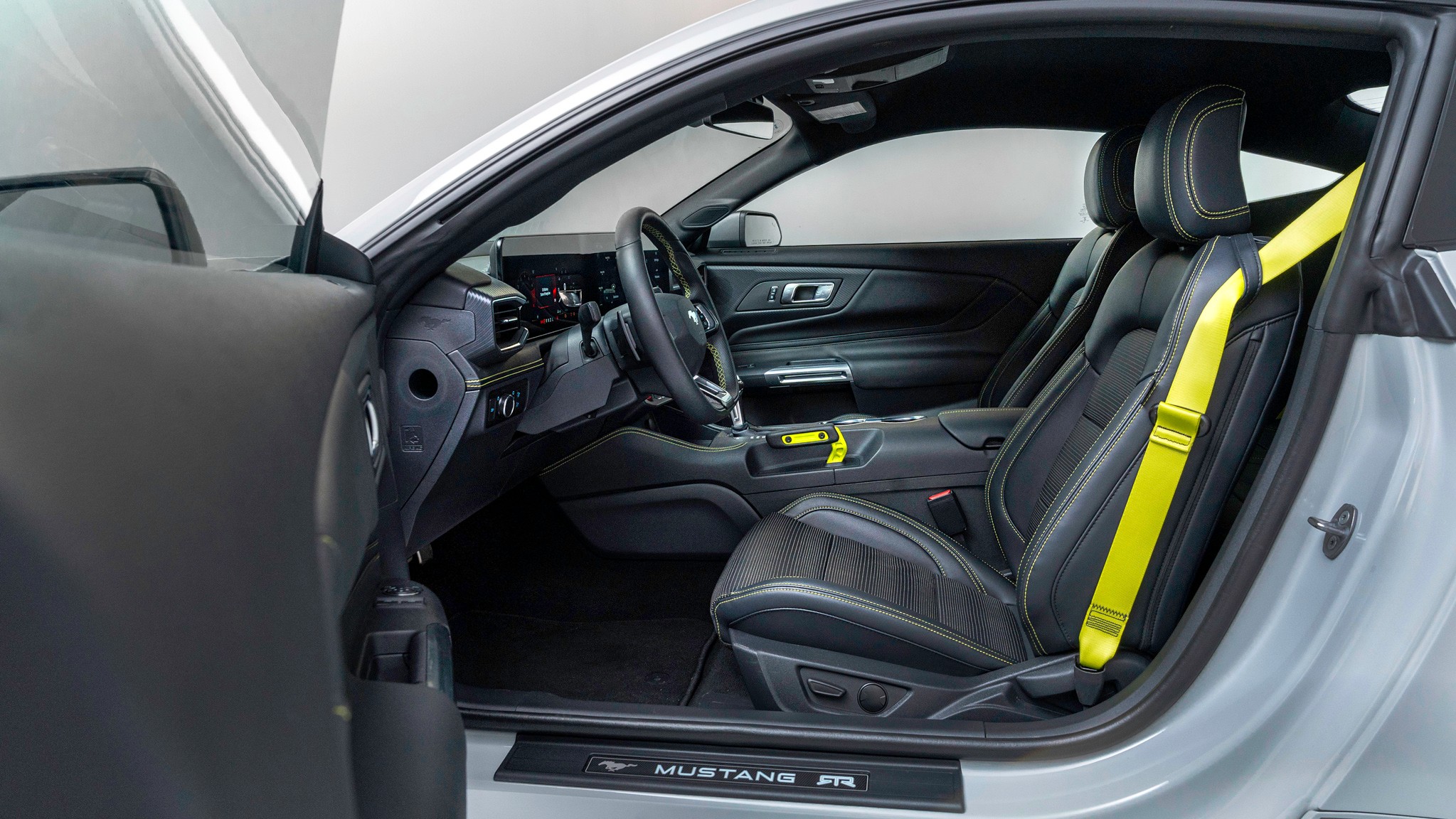 025 2026 Ford Mustang RTR