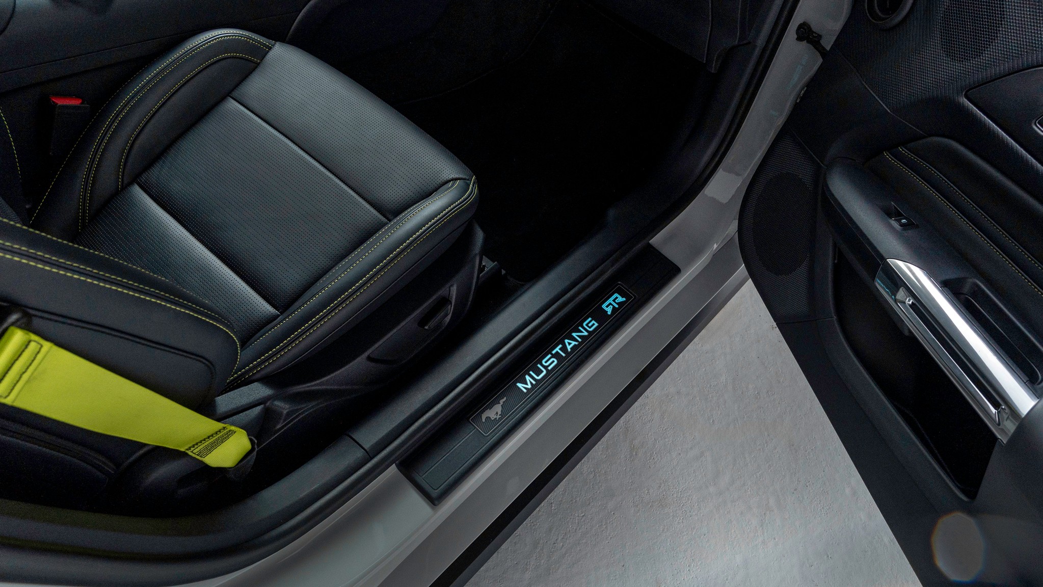 035 2026 Ford Mustang RTR