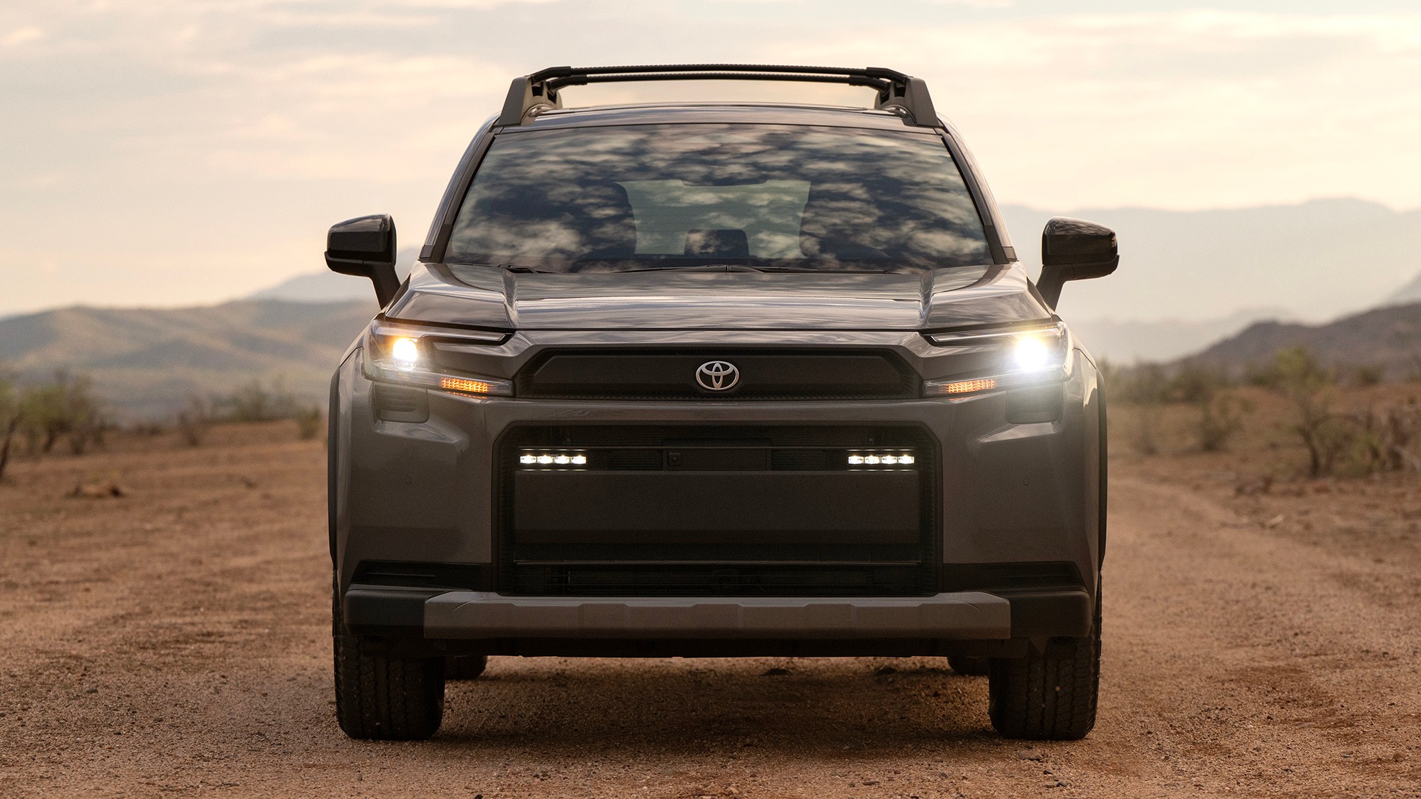 2026 Toyota RAV4 HEV Woodland UrbanRock 017