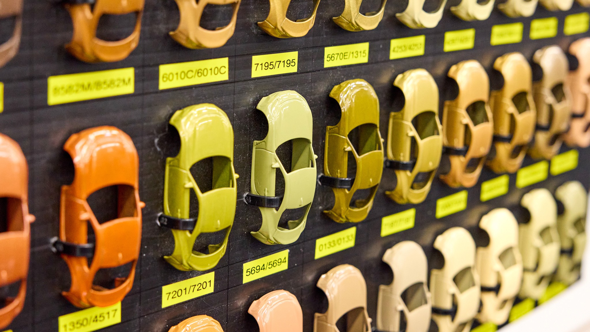 Hot Wheels Body Color Palette Close up 3