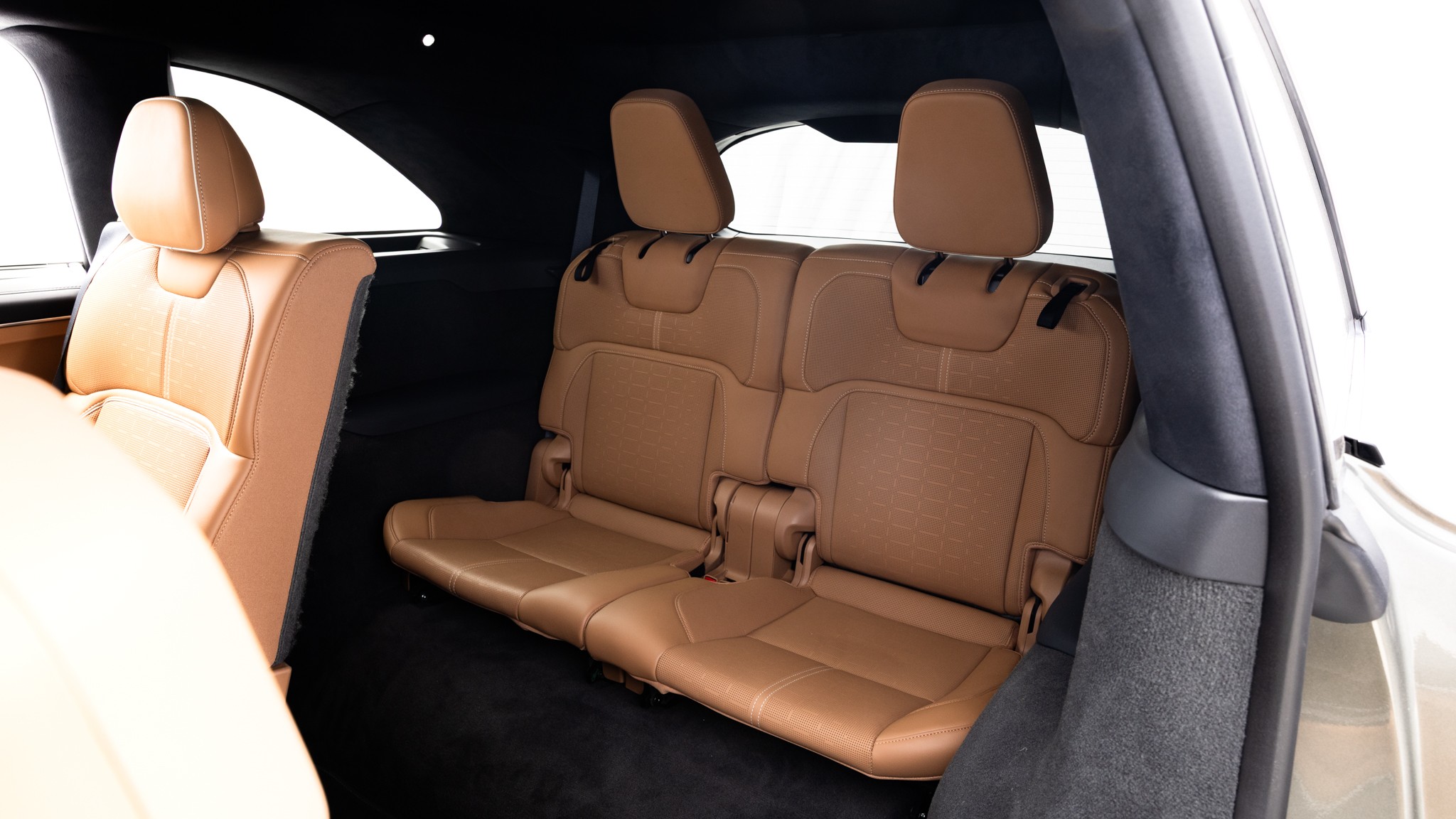 003 2026 Lucid Gravity Grand Touring