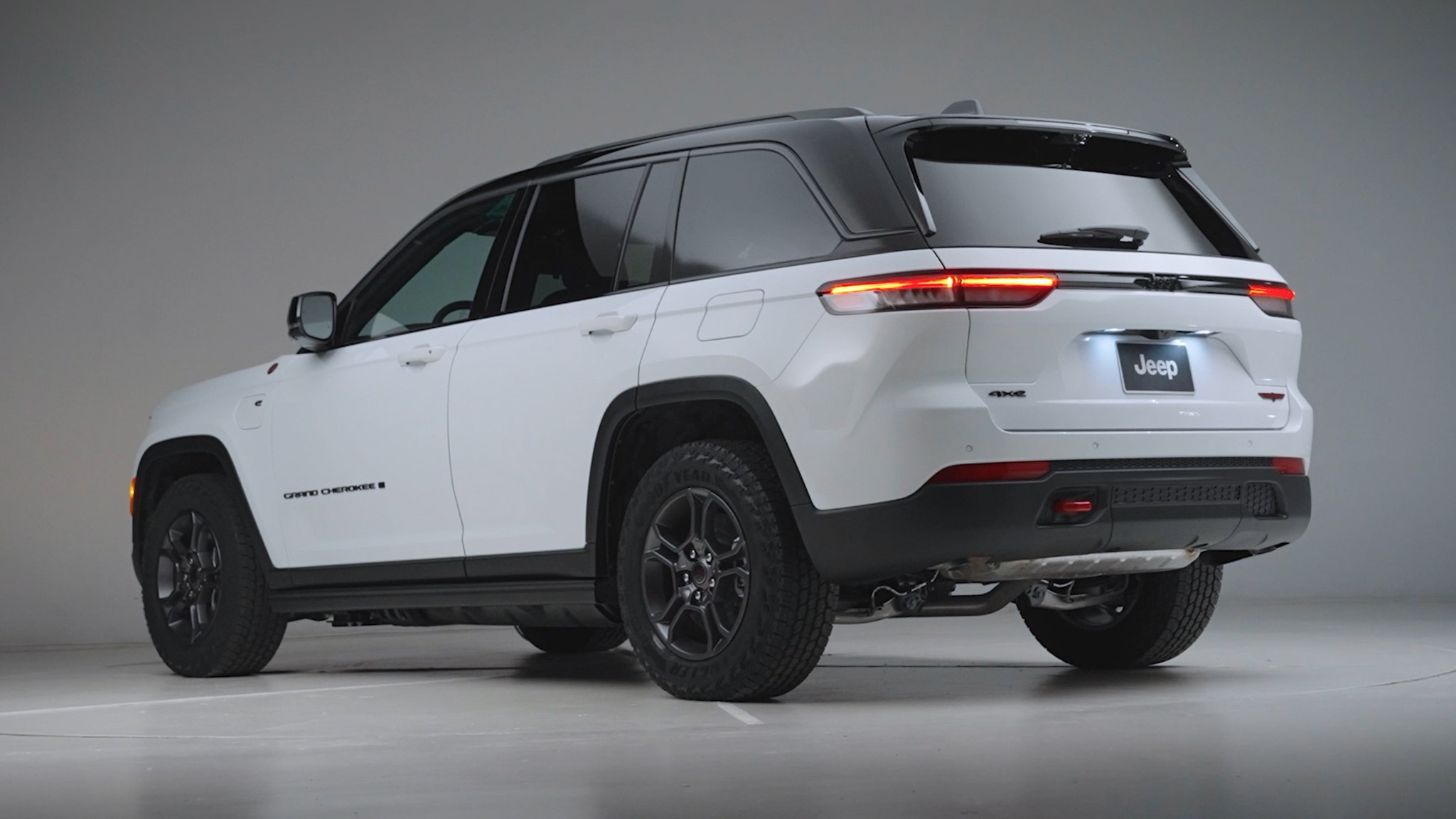 10 2026 jeep grand cherokee trailhawk first look