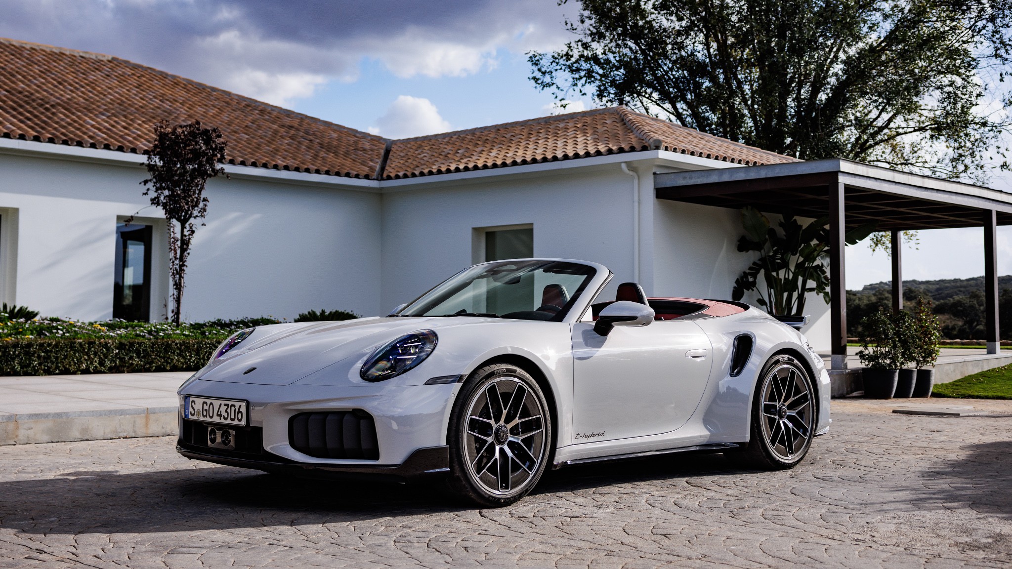 3 2026 911 Porsche Turbo S Cabrio T Hybrid