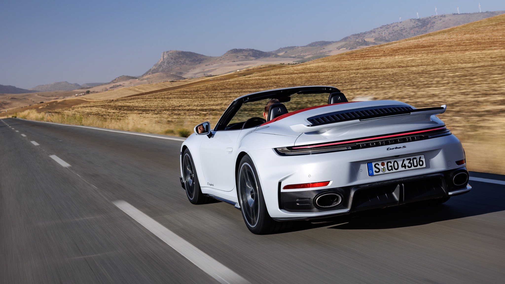 9 2026 911 Porsche Turbo S Cabrio T Hybrid