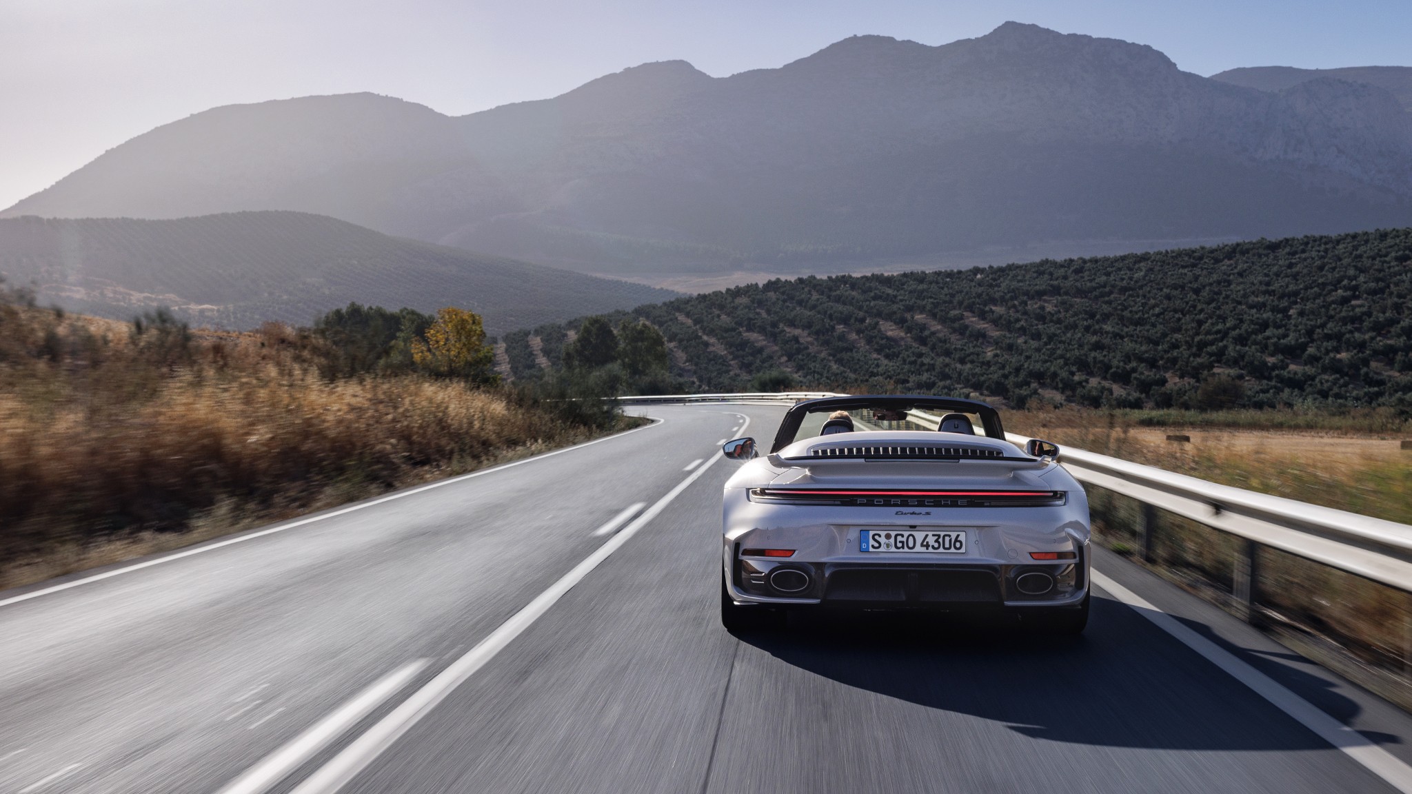 10 2026 911 Porsche Turbo S Cabrio T Hybrid