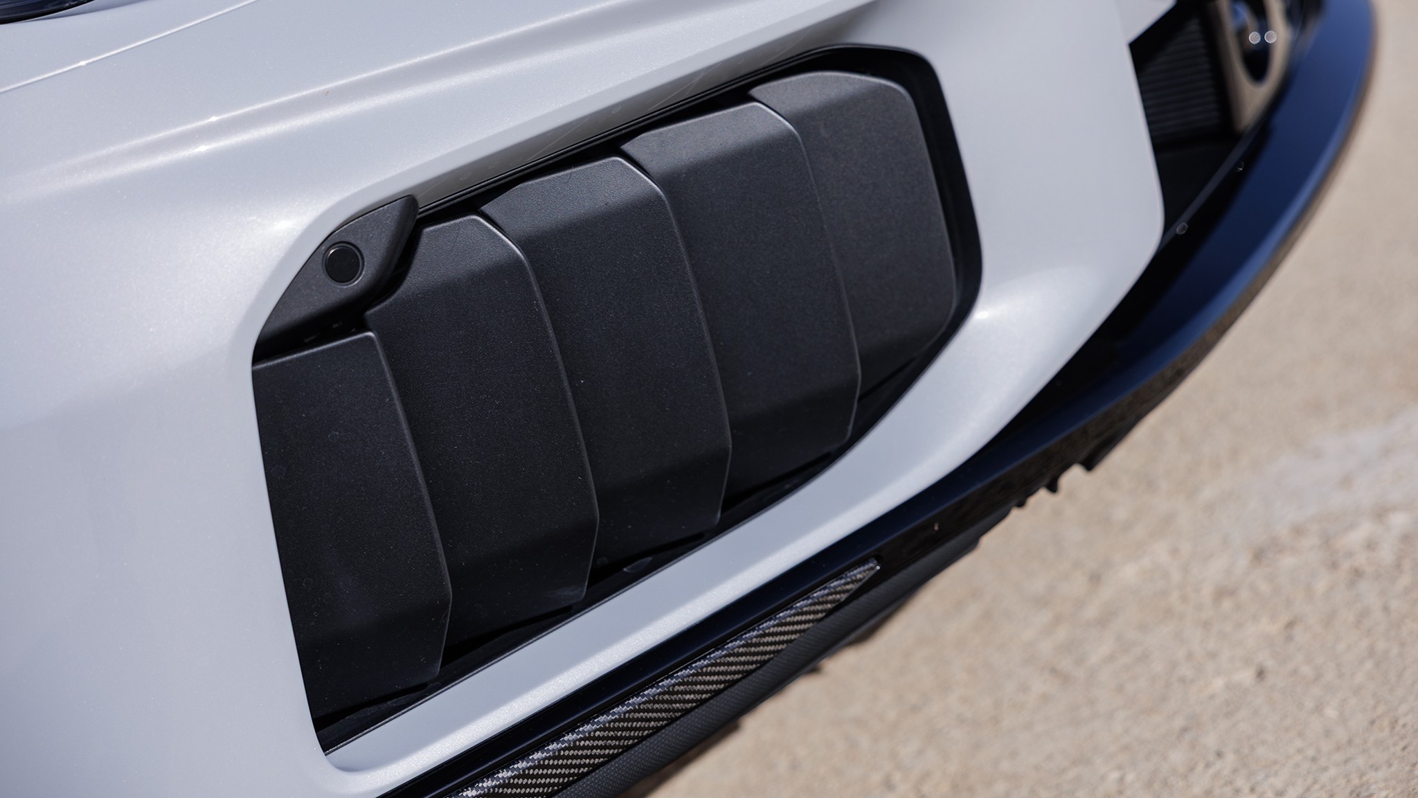 15 2026 911 Porsche Turbo S Cabrio T Hybrid