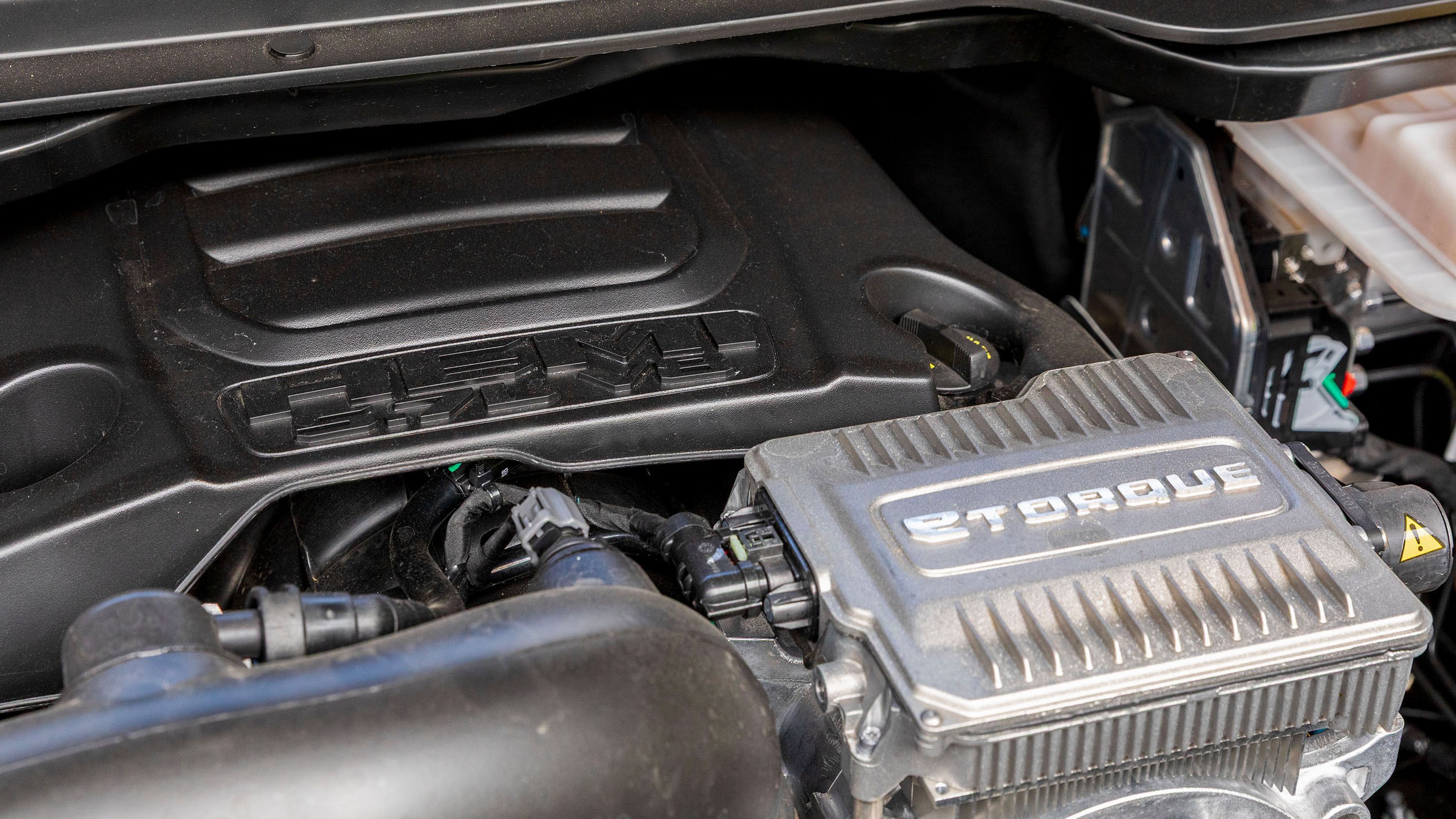 006 why ram brought back hemi v8 engine bay 2026 ram 1500