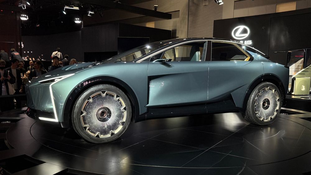 Lexus Concept at 2025 Japan Mobility Show 1