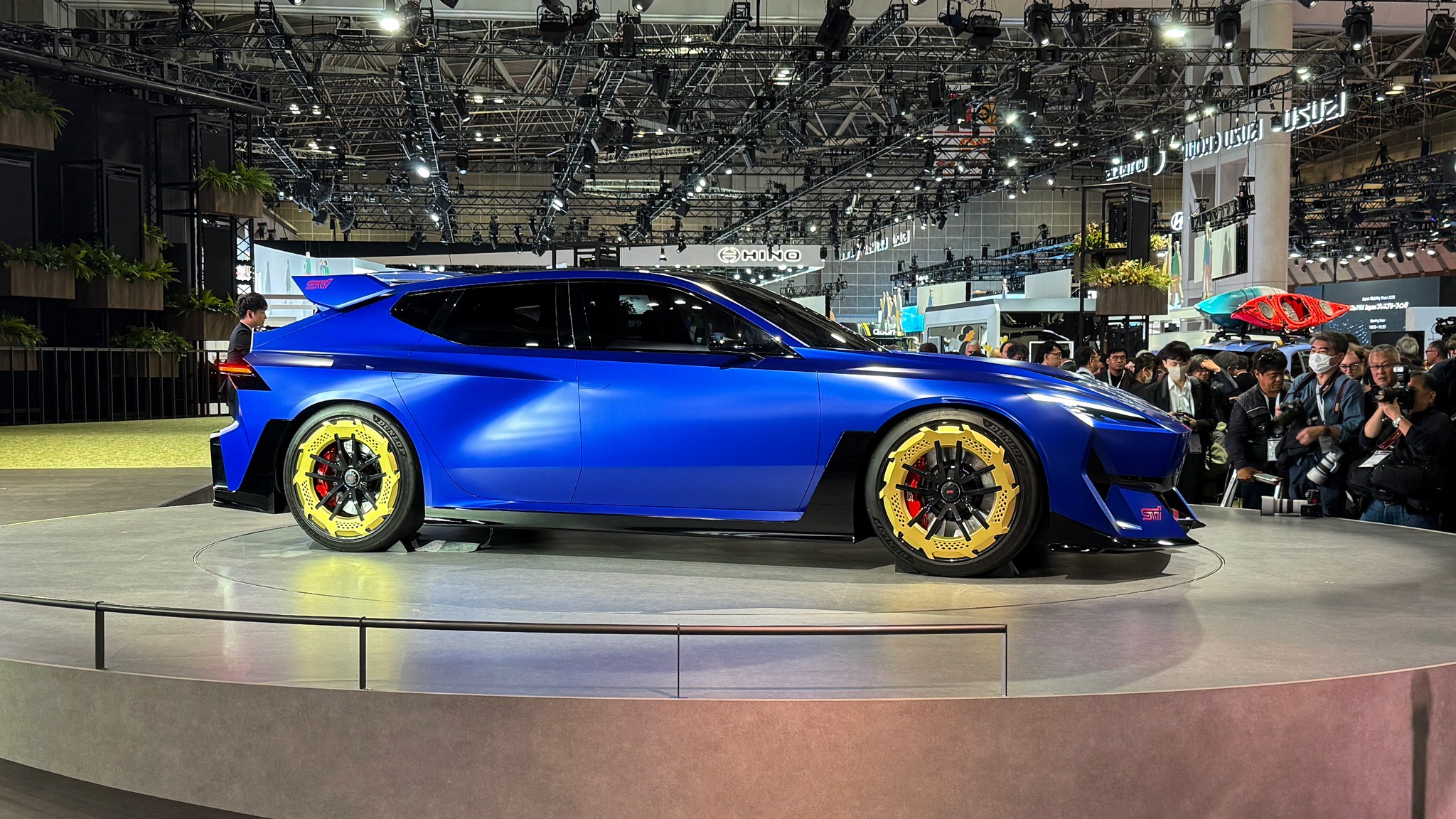 subaru performance e concept tokyo side view