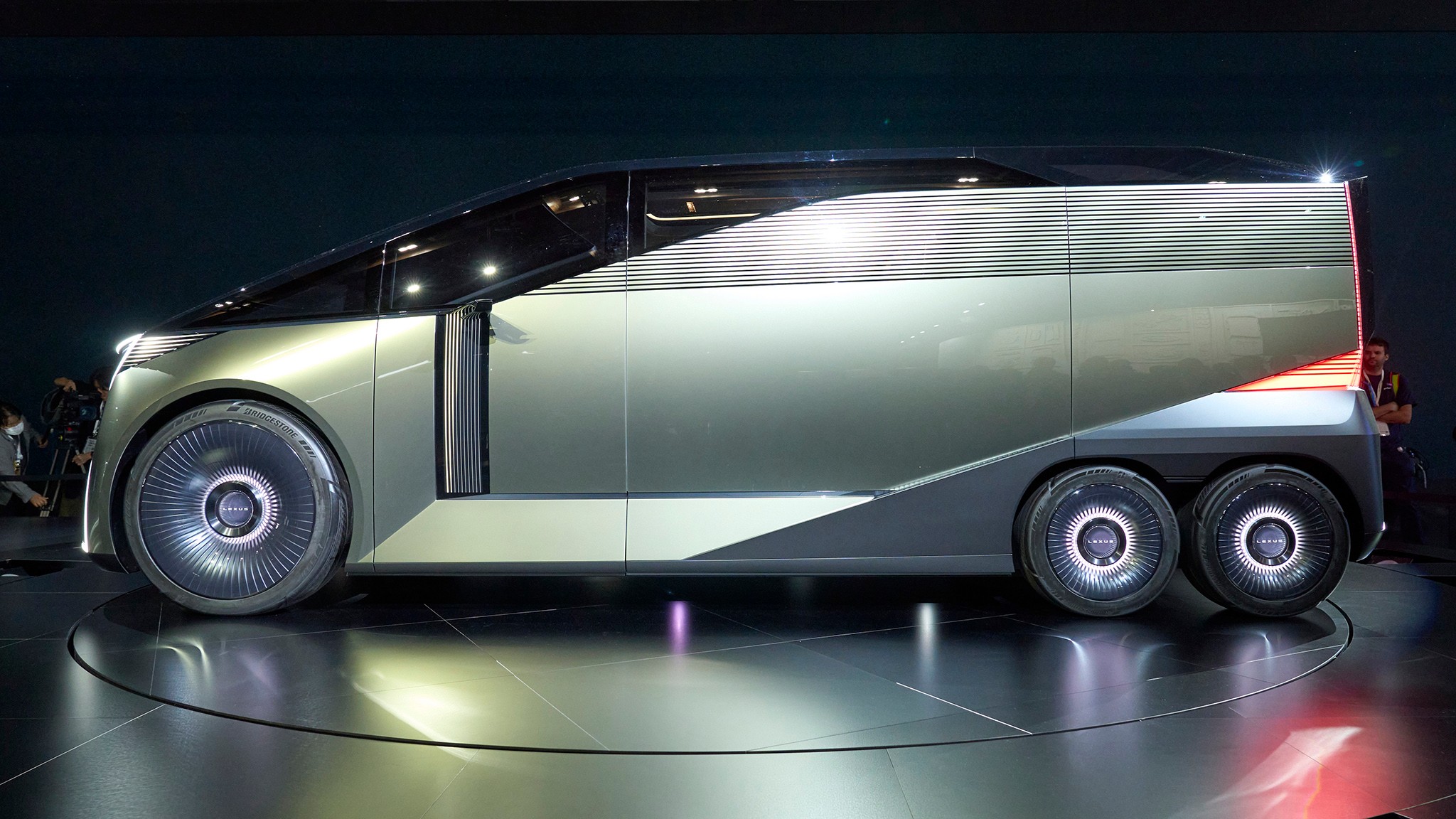 103 Lexus LS Concept Minivan at 2025 tokyo show
