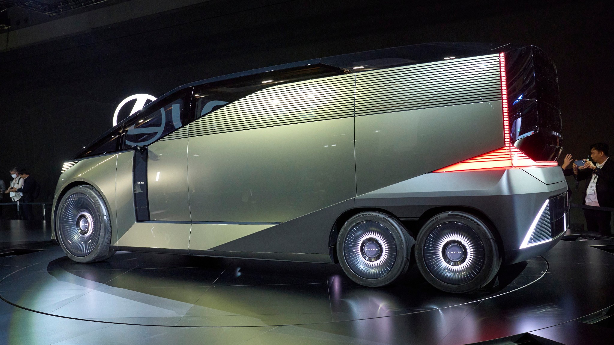 112 Lexus LS Concept Minivan at 2025 tokyo show