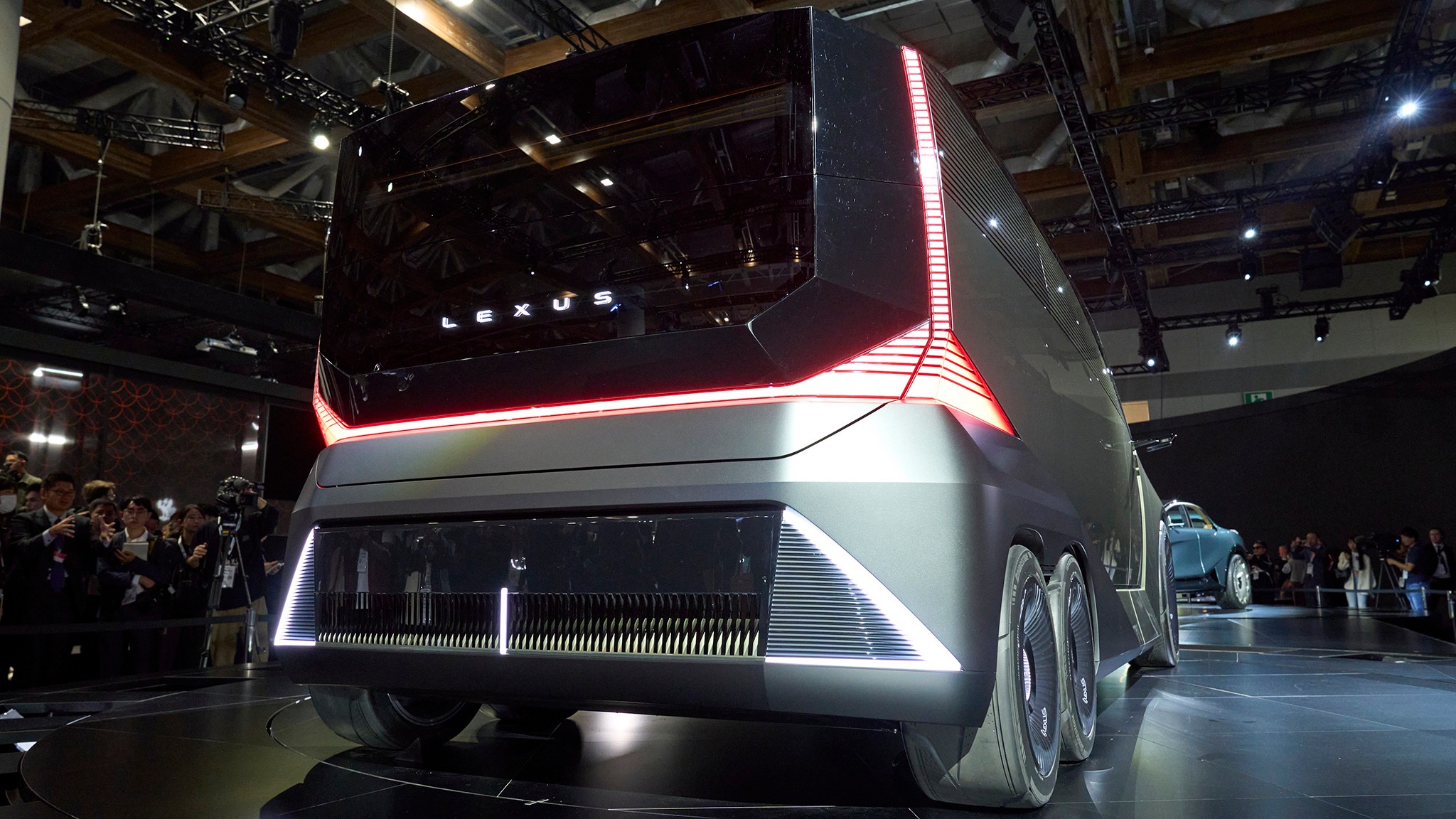 118 Lexus LS Concept Minivan at 2025 tokyo show