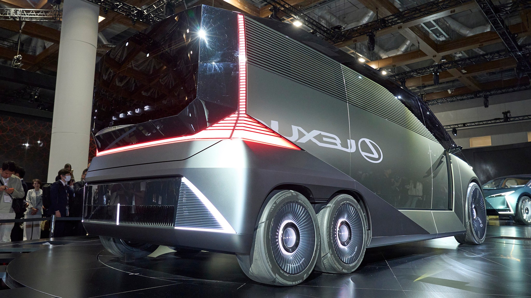 122 Lexus LS Concept Minivan at 2025 tokyo show