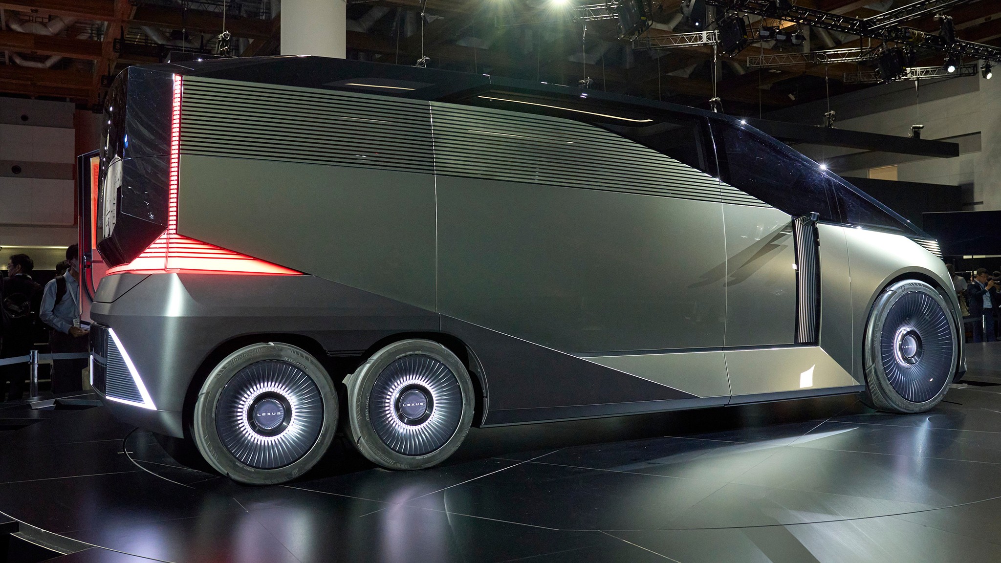 125 Lexus LS Concept Minivan at 2025 tokyo show