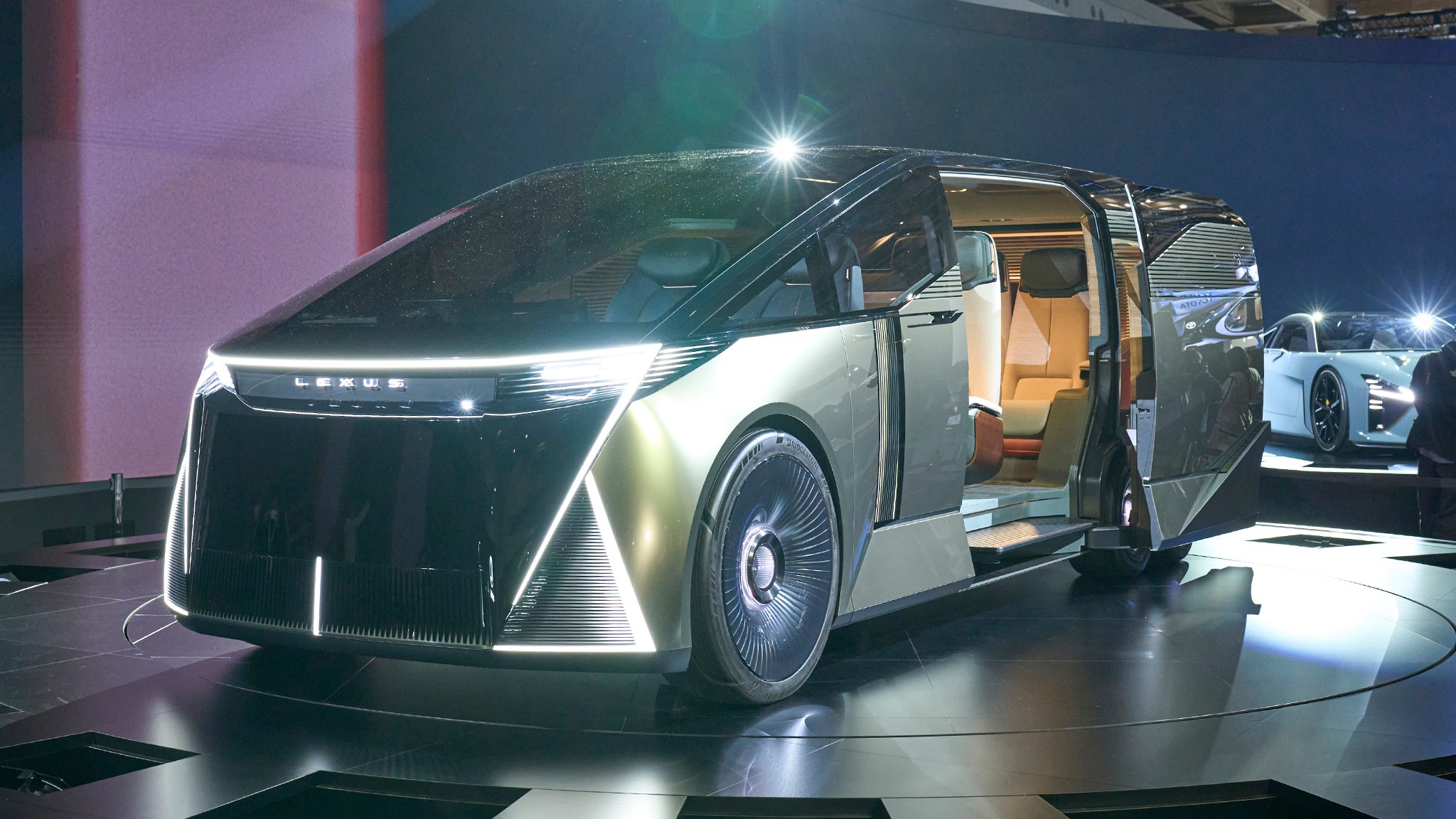 131 Lexus LS Concept Minivan at 2025 tokyo show
