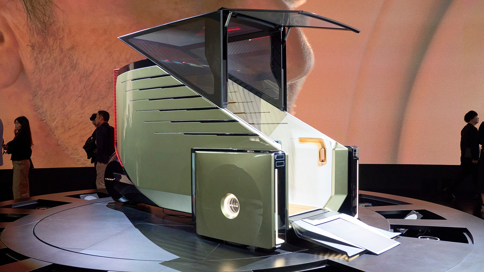 107 Lexus LS Micro EV Concept at 2025 tokyo show