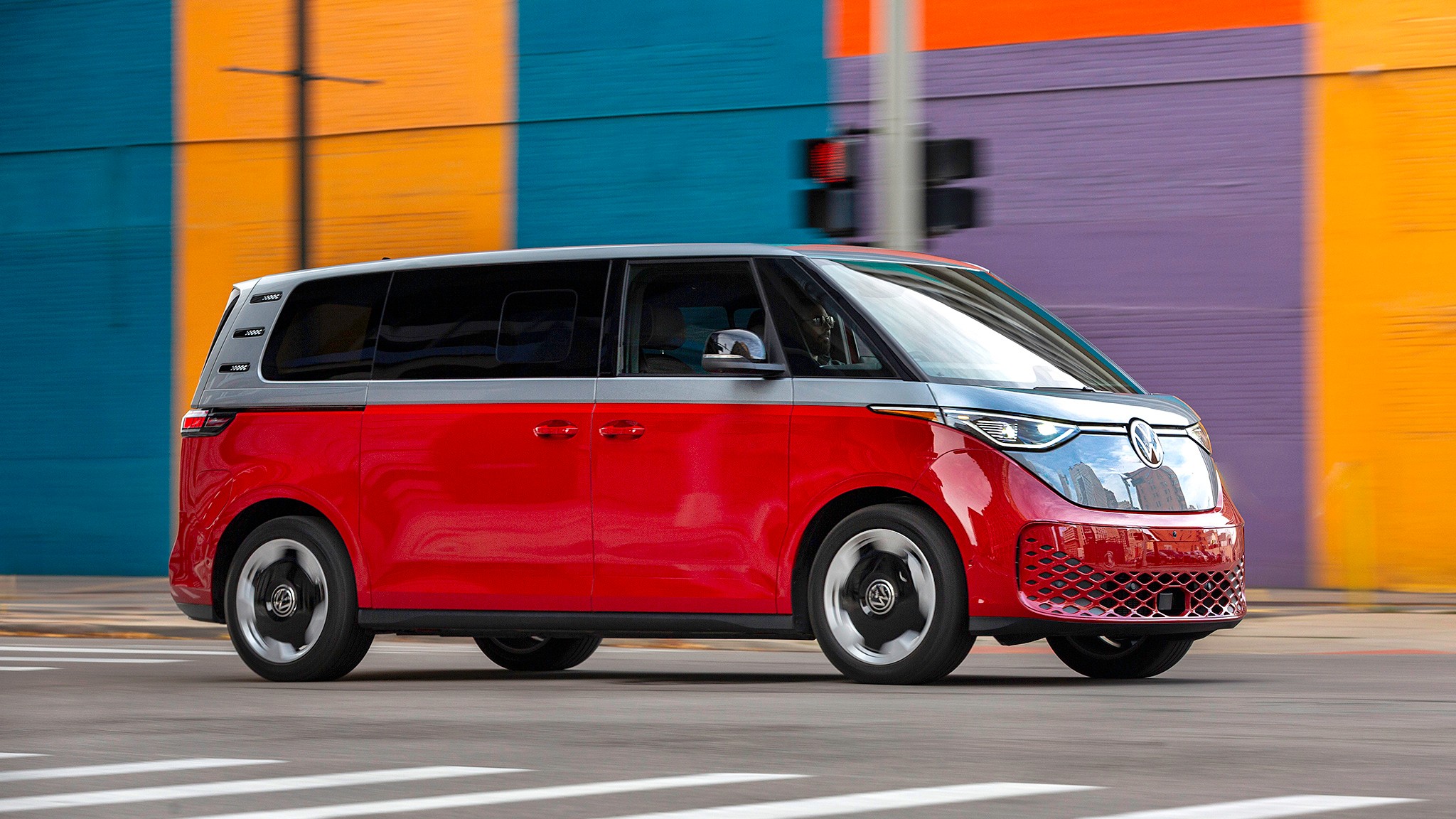 002 2025 Volkswagen ID Buzz Pro S  Plus 4Motion