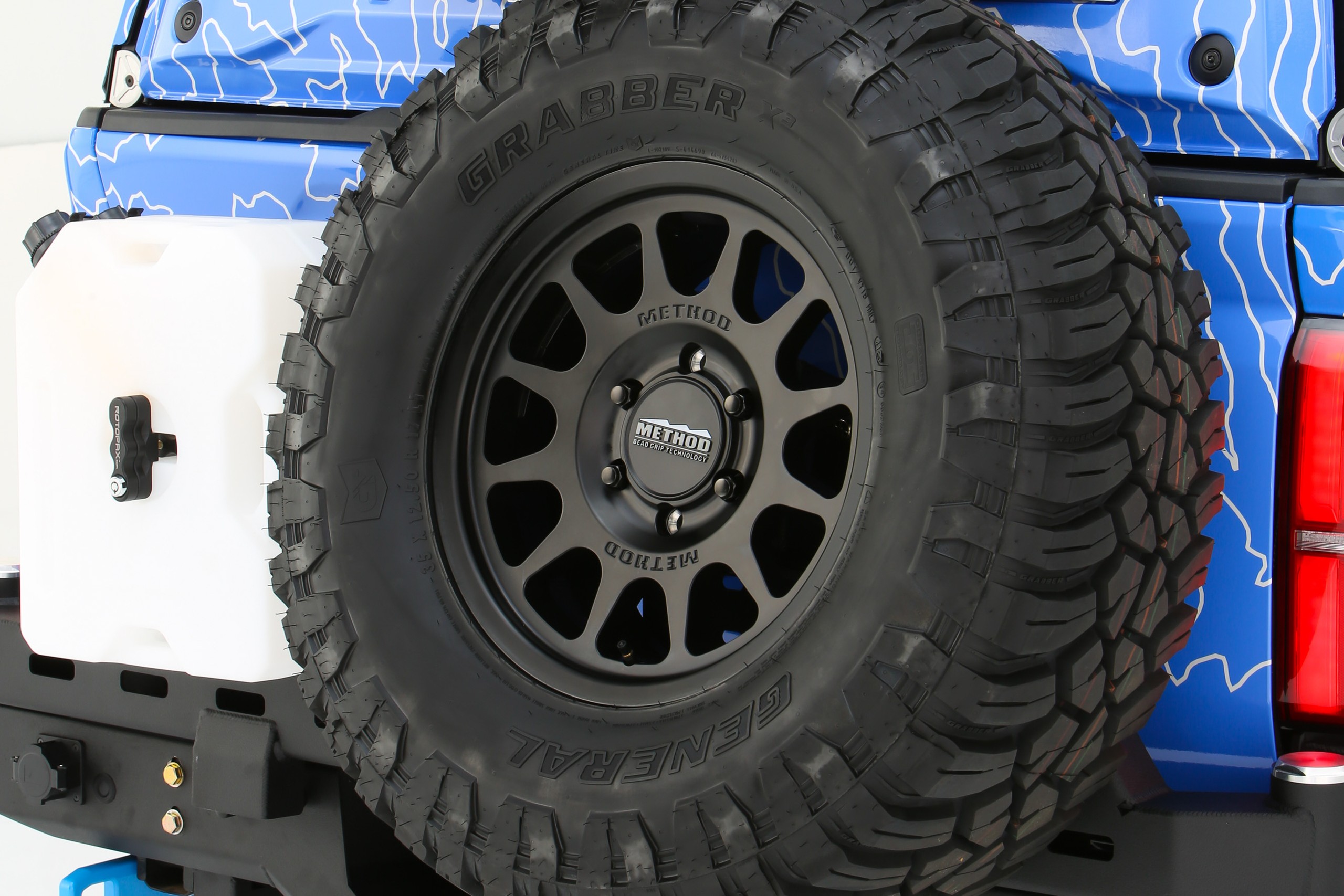 2025 Toyota Tacoma H2 Overland SEMA Concept Pickup Truck Overlander 21