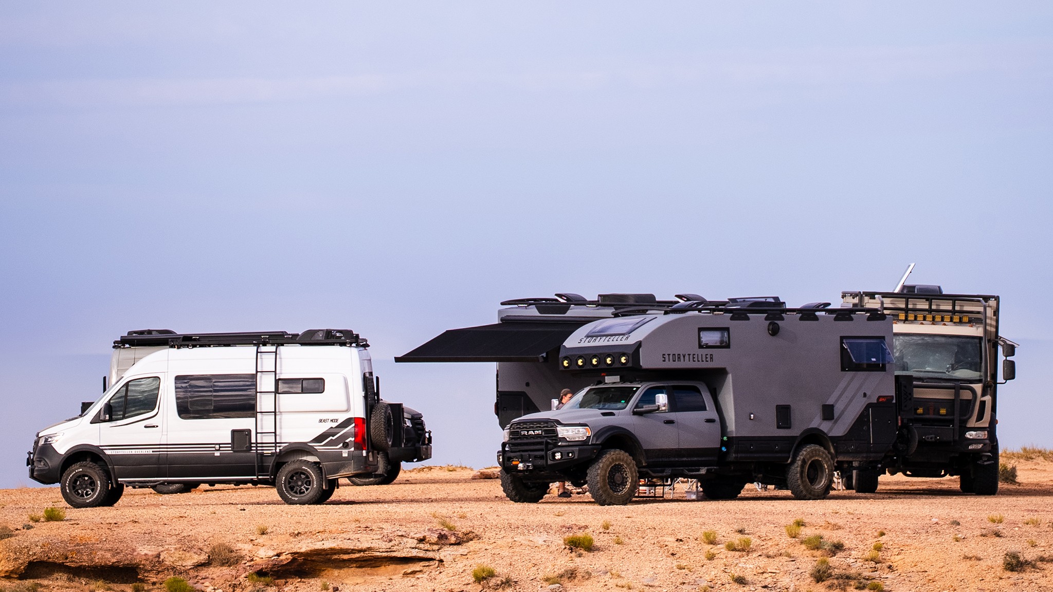 Storyteller Overland GXV Hilt 022