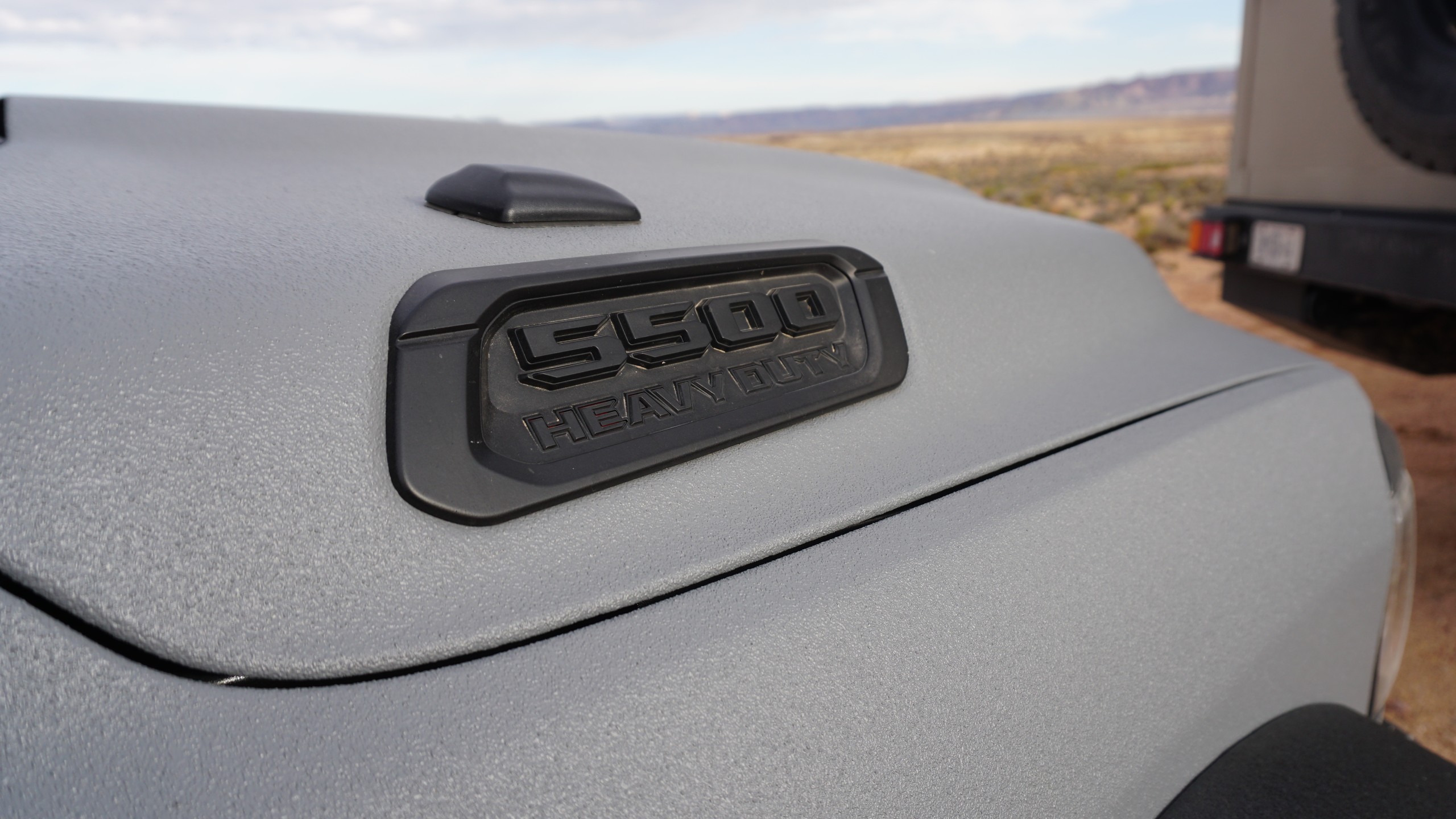 Storyteller Overland GXV Hilt 008