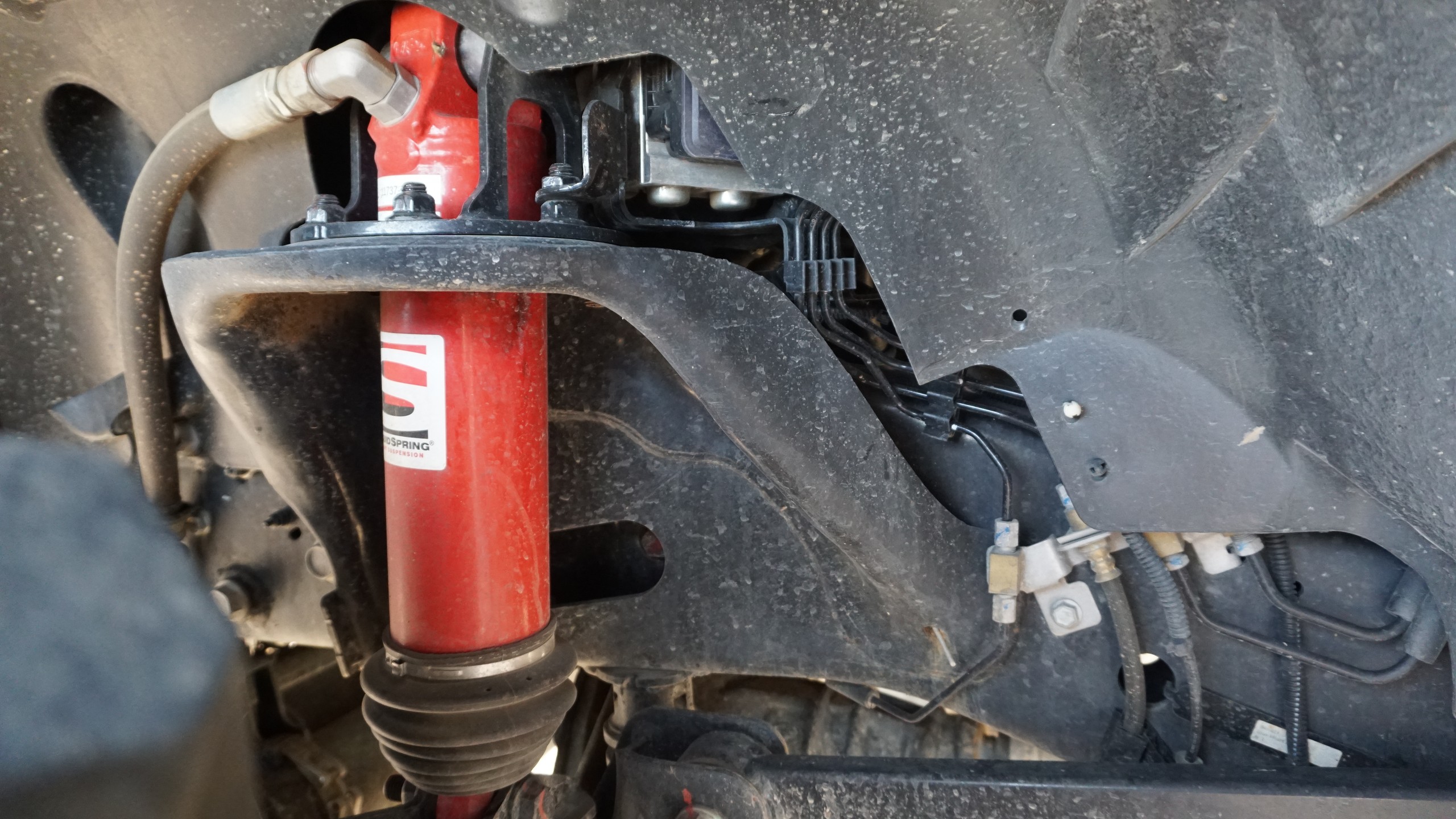 Storyteller Overland GXV Hilt 012