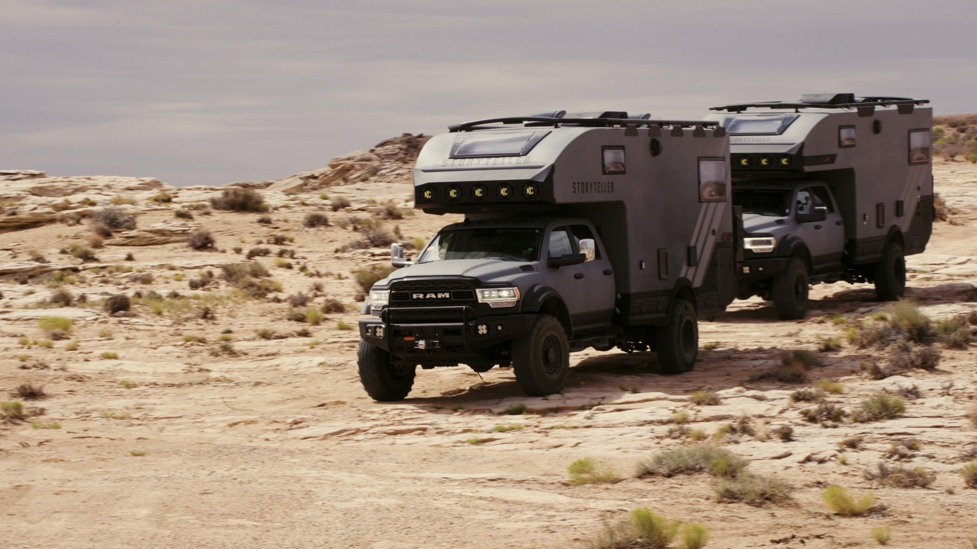 Storyteller Overland GXV Hilt 039