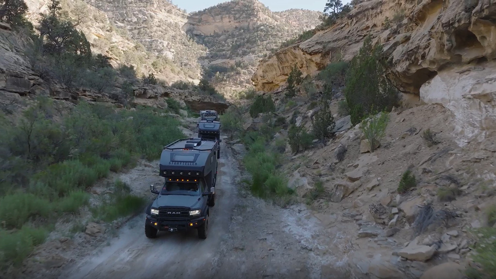 Storyteller Overland GXV Hilt 041