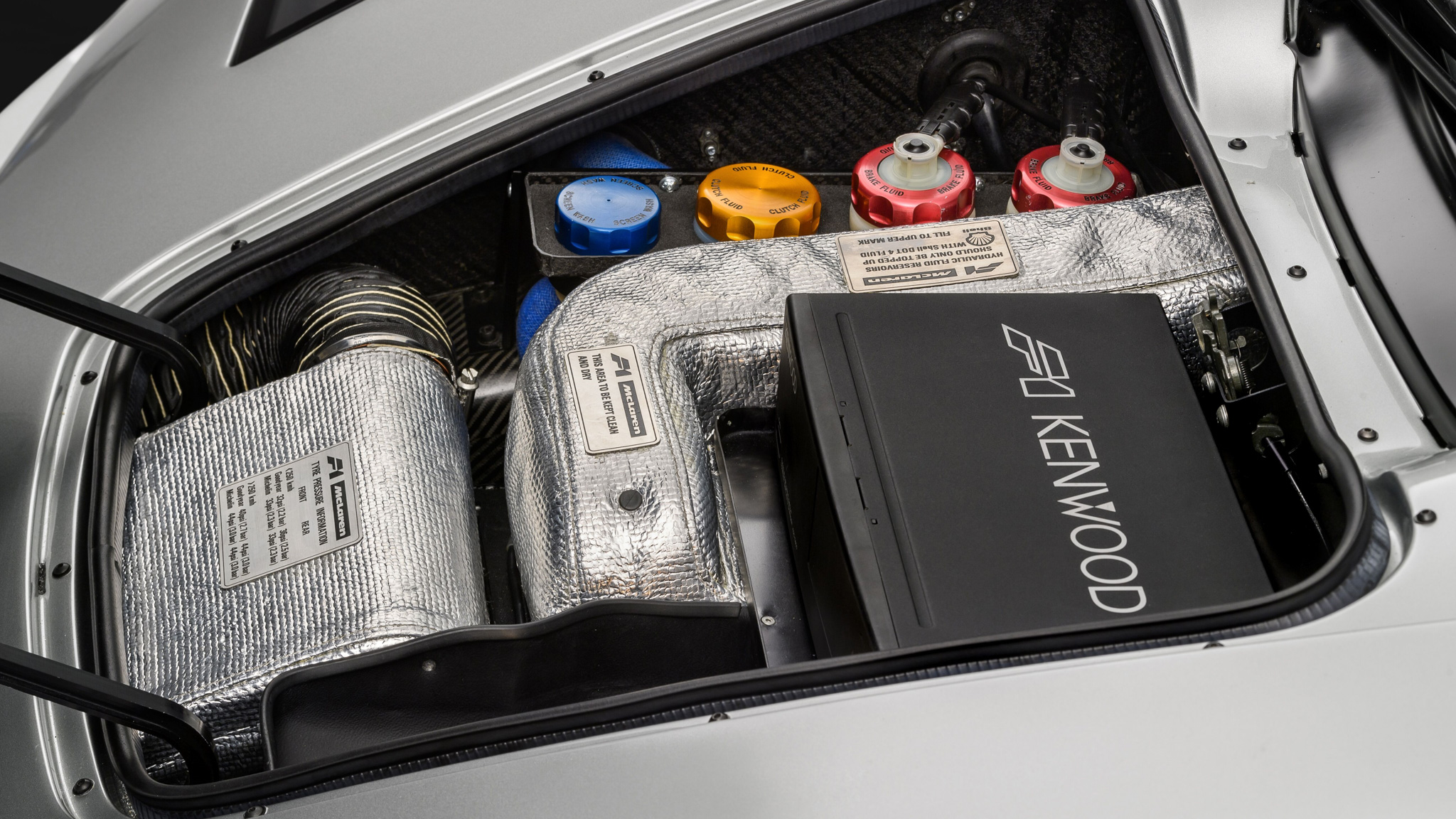 11286 Freshly restoredF1063topremiereatUKsHamptonCourtConcoursdElegance