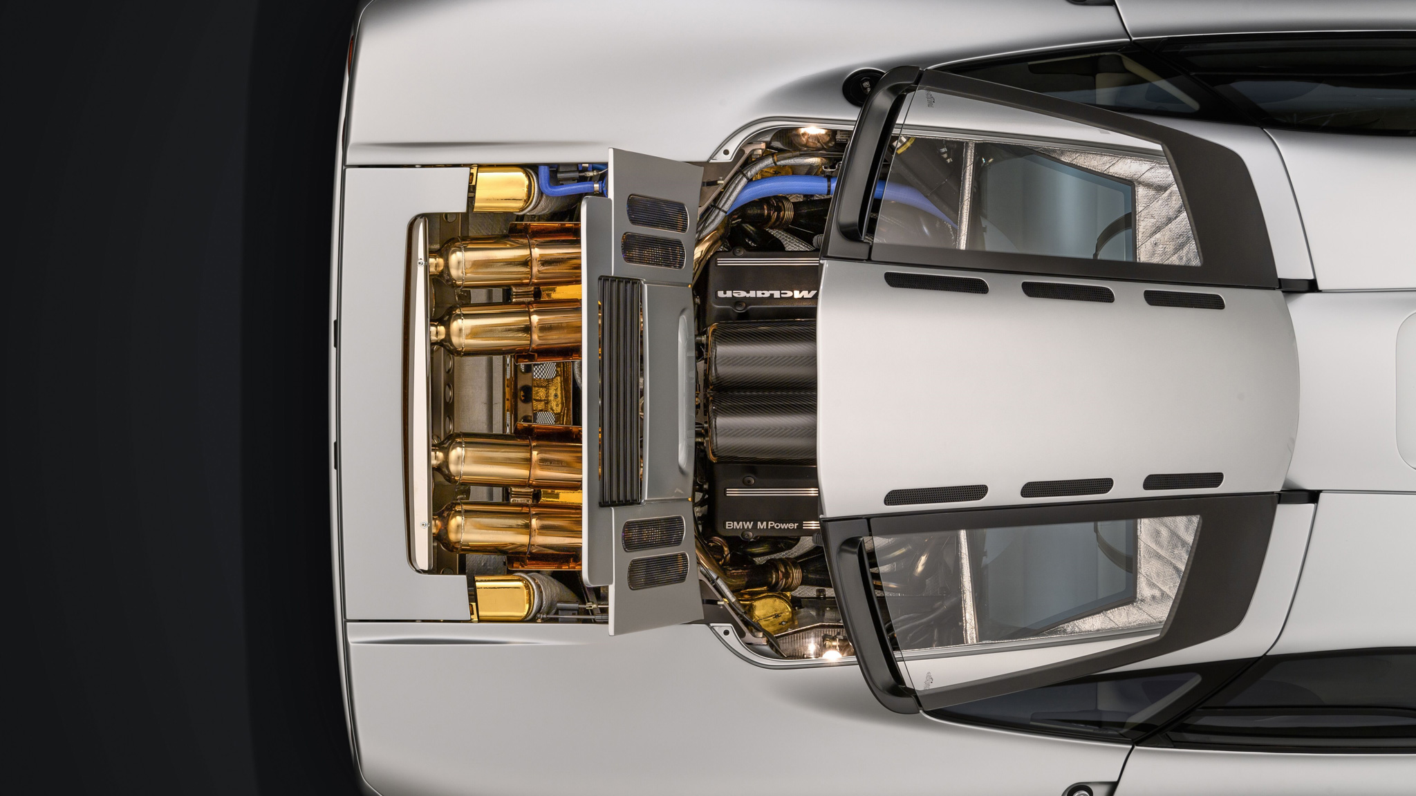 11290 Freshly restoredF1063topremiereatUKsHamptonCourtConcoursdElegance