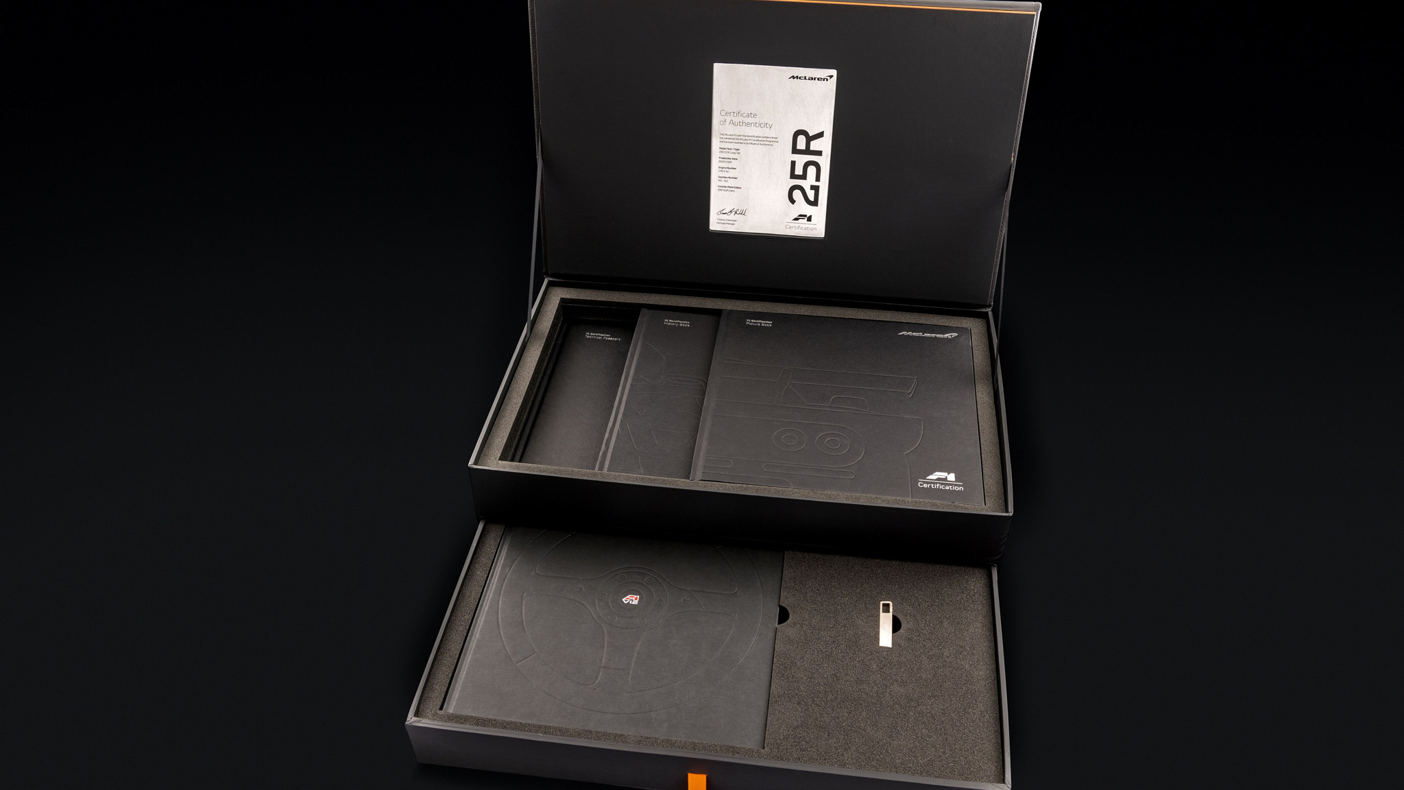 11295 Freshly restoredF1063topremiereatUKsHamptonCourtConcoursdElegance