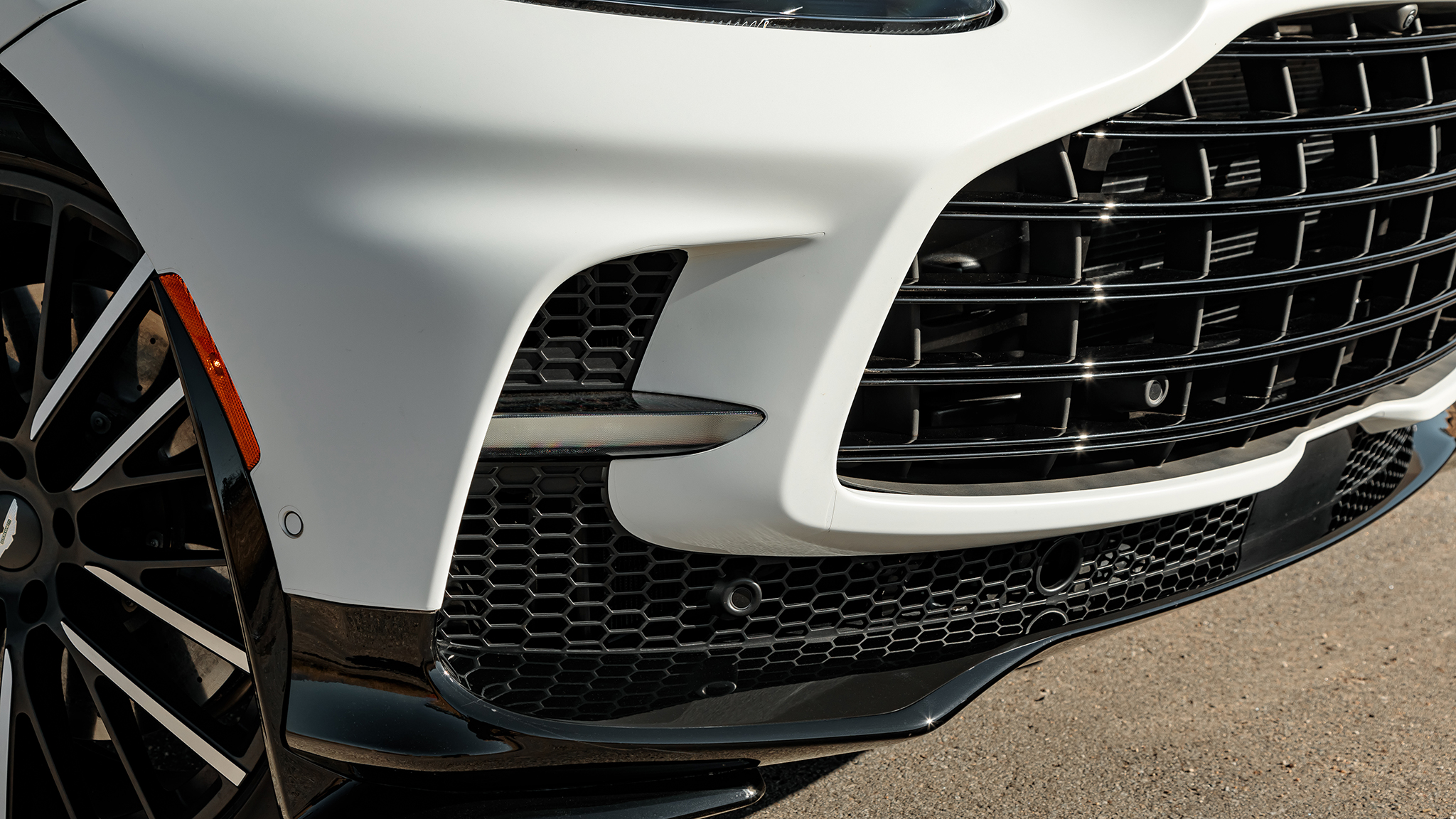 2023 Aston Martin DBX 707 16