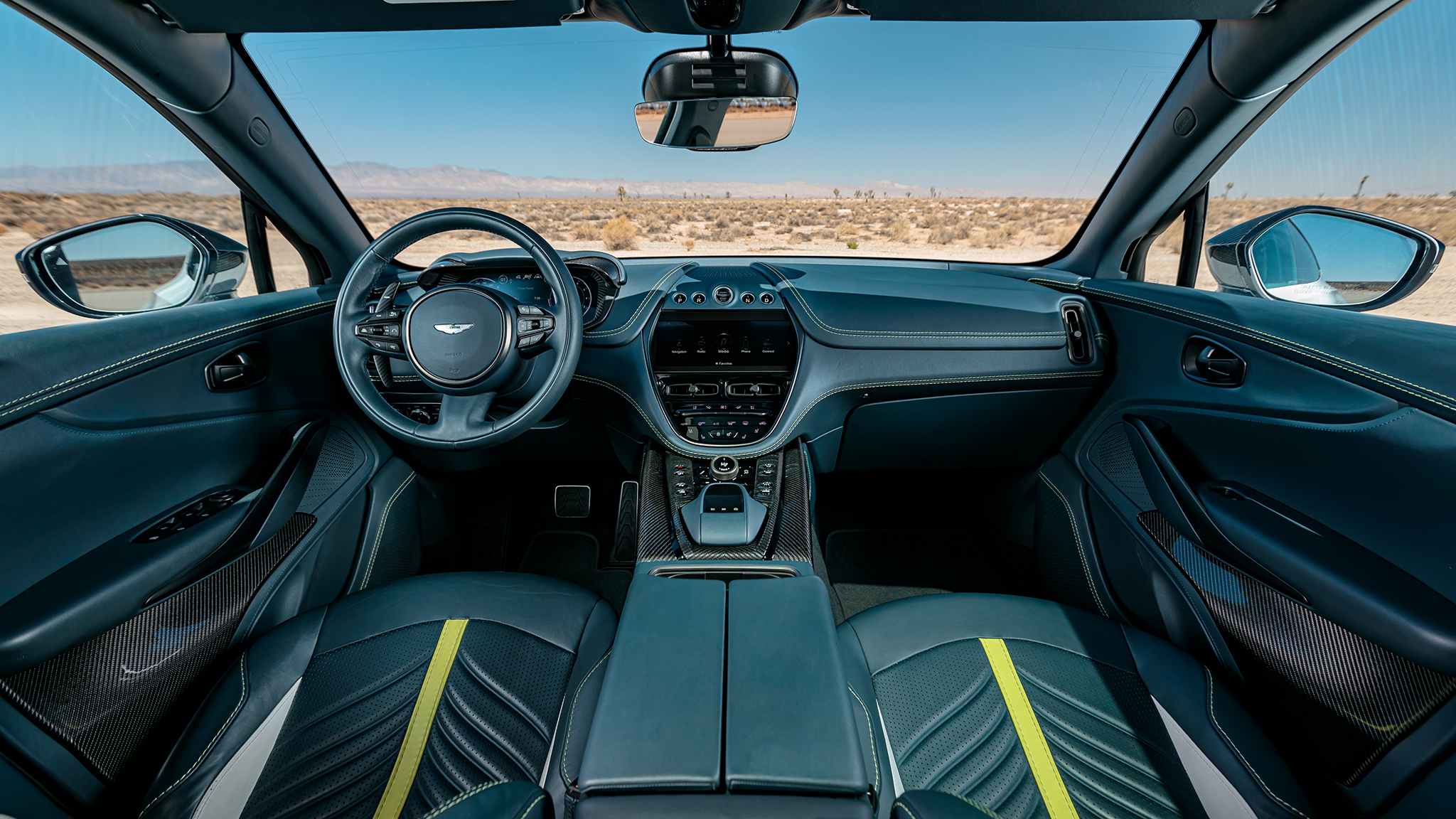 2023 Aston Martin DBX 707 21