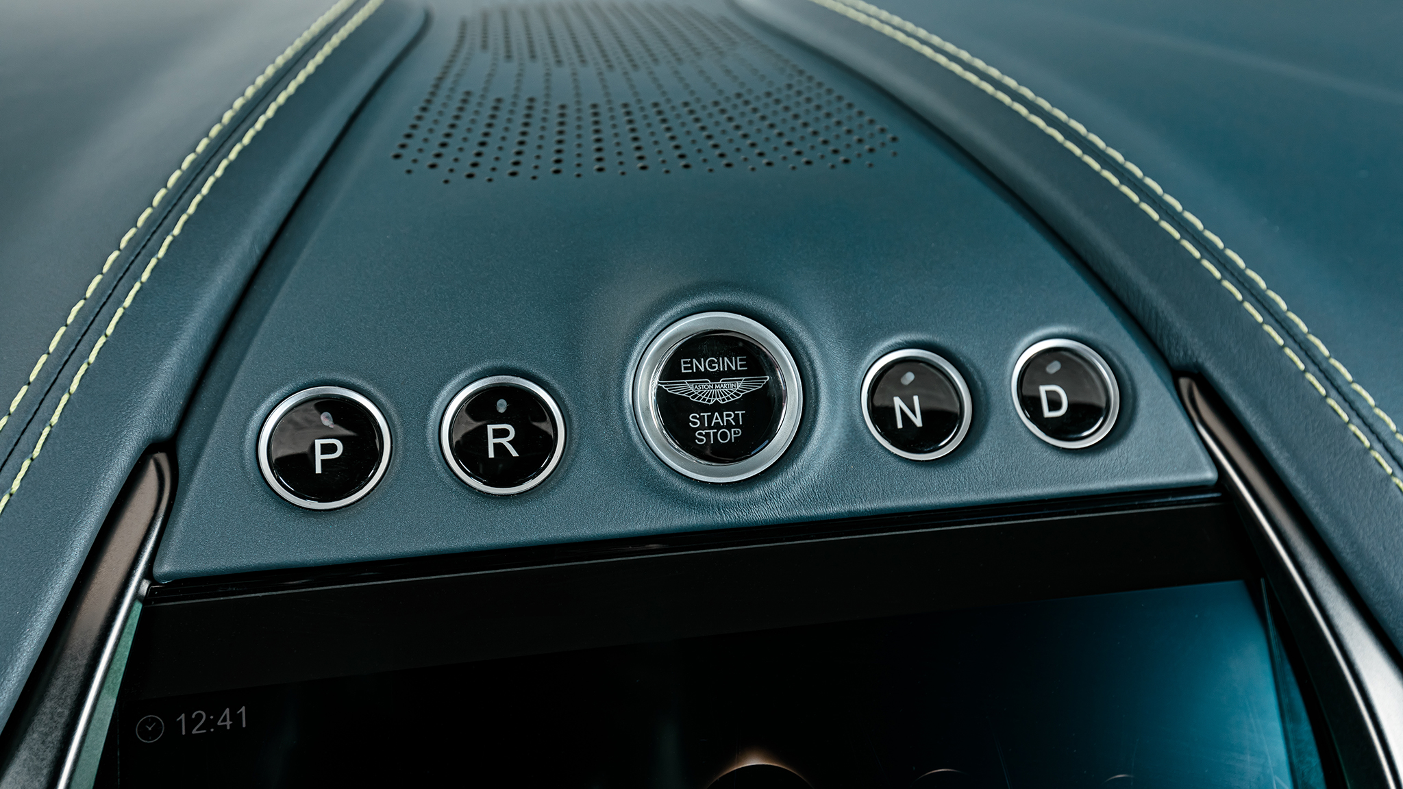 2023 Aston Martin DBX 707 28