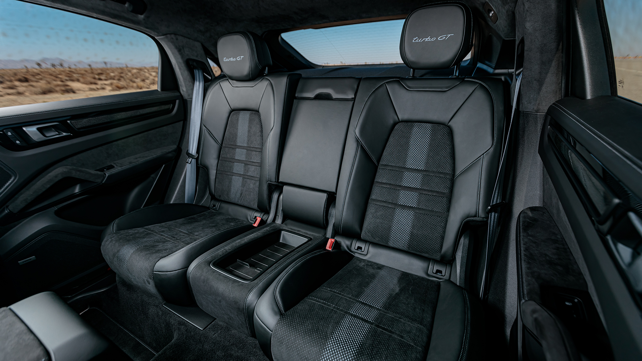 2023 Porsche Cayenne Turbo GT Coupe 36