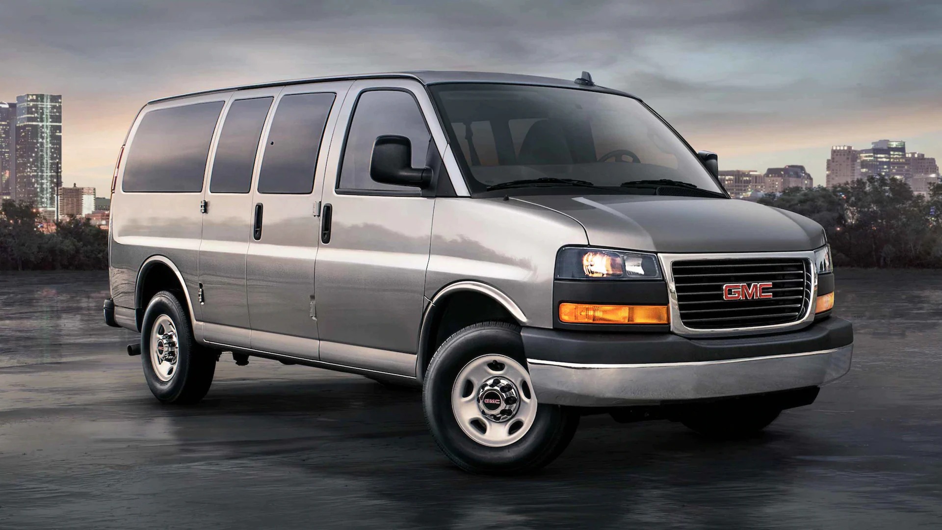 2023 GMC Savana
