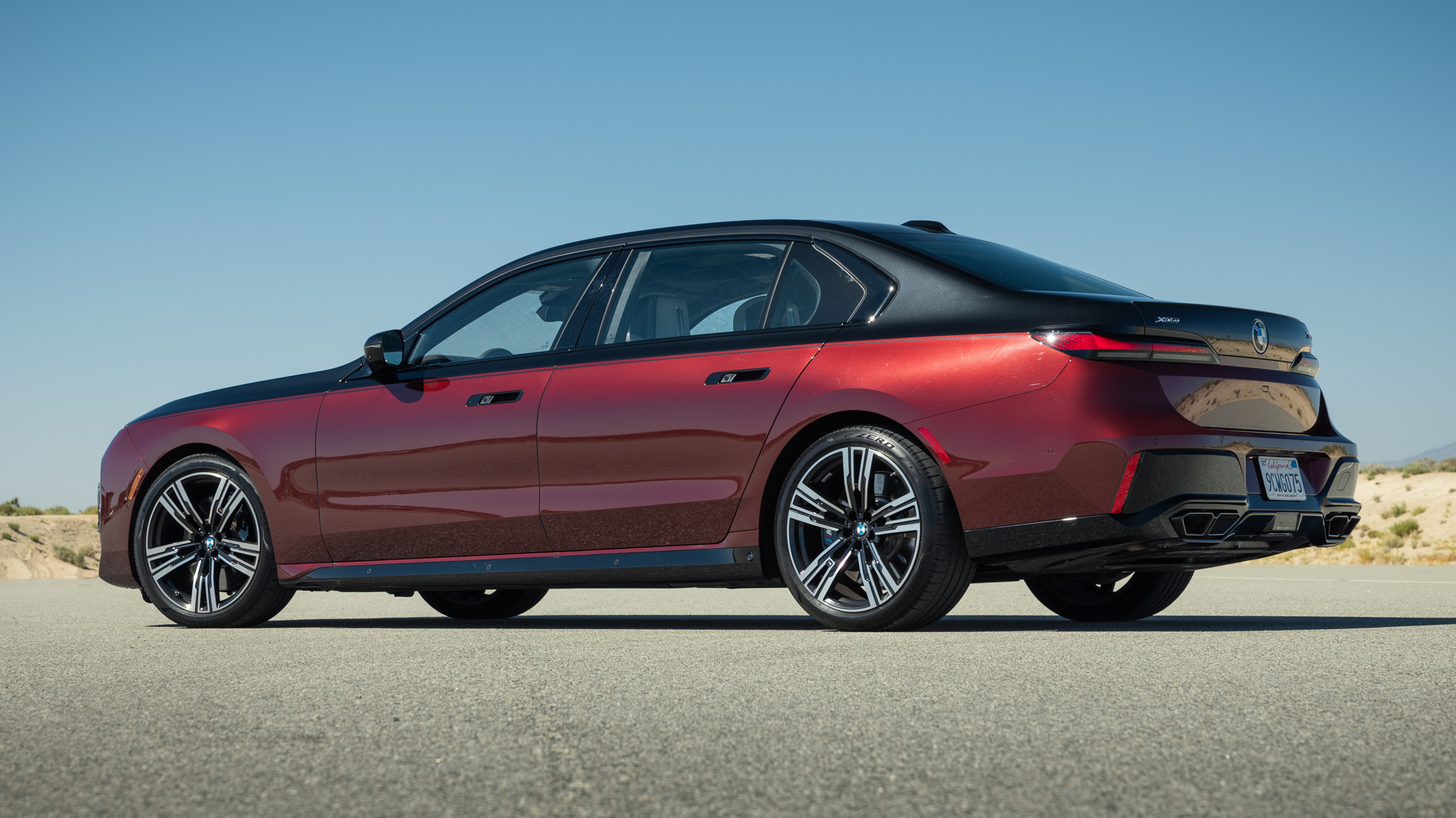 009 2024 BMW 760i xDrive