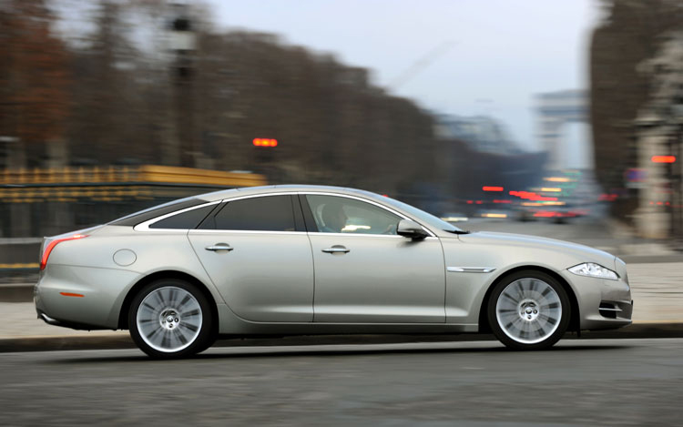 2011 Jaguar XJ-Series