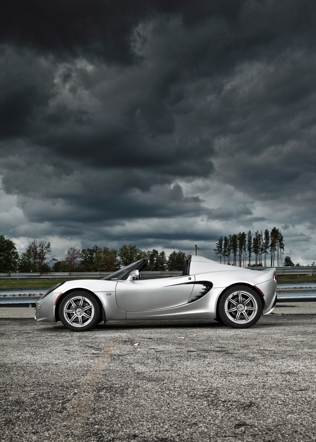 2012 lotus elise left side view